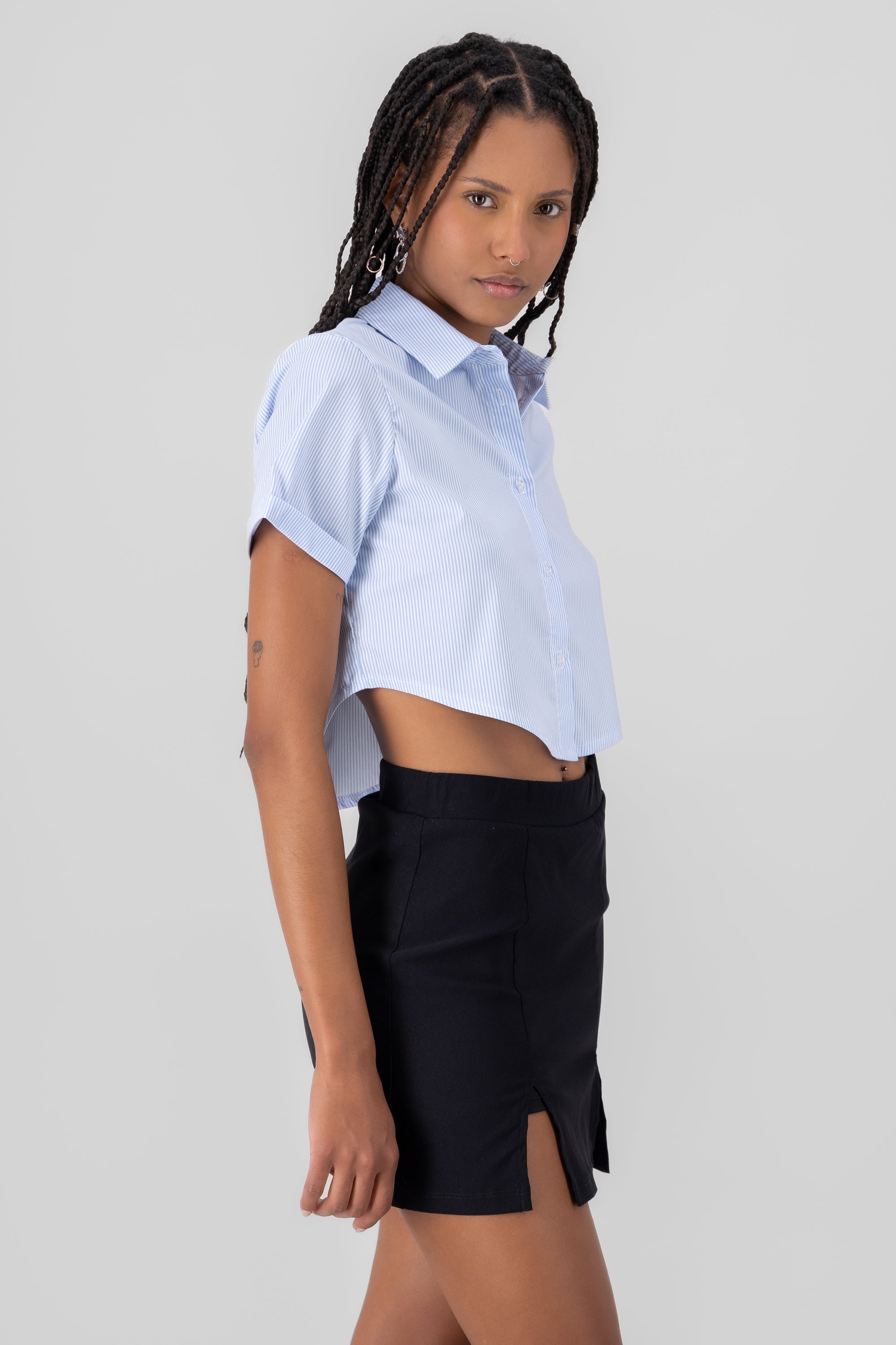 Camisa crop manga corta AZUL COMBO