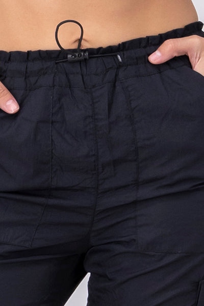 Pantalón parachute elástico piernas NEGRO