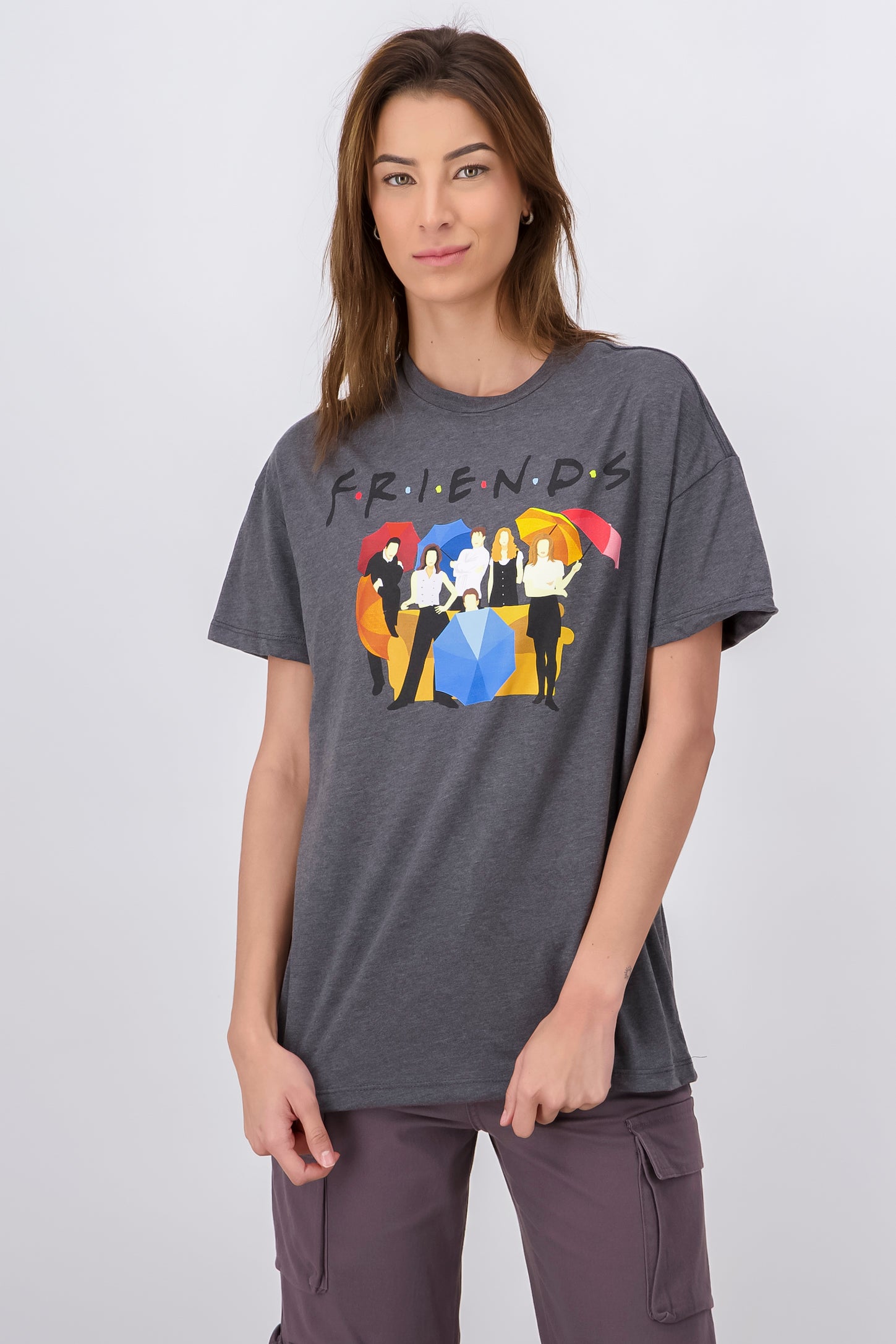 Playera estampado Friends  sombrillas GRIS JASPE