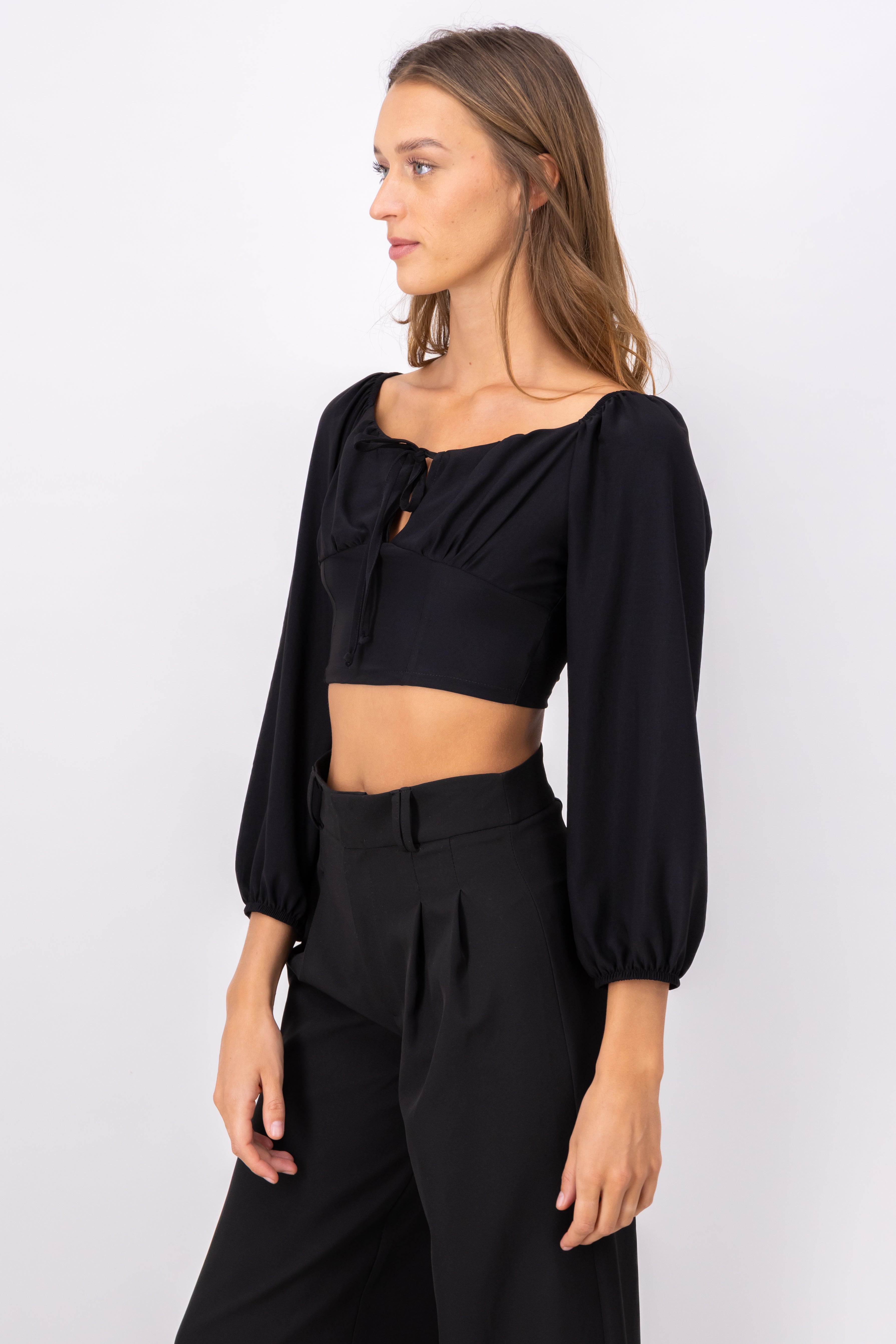 Blusa crop manga abullonada moño NEGRO