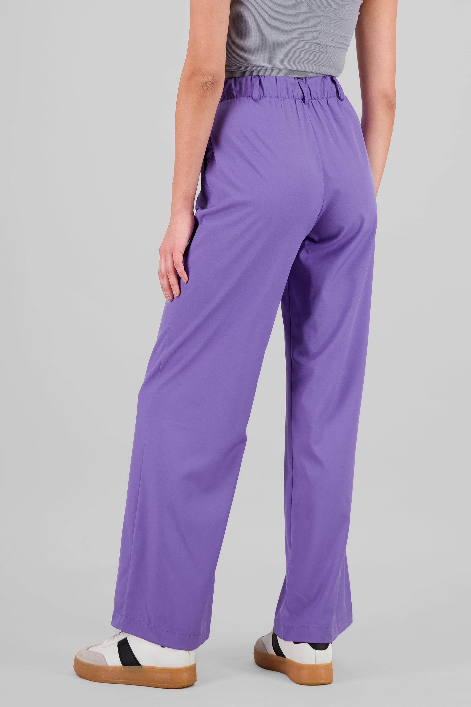 Pantalón Recto Pinzas Bolsillos LAVANDA