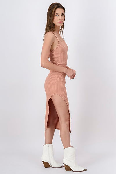 Vestido midi bodycon texturizado