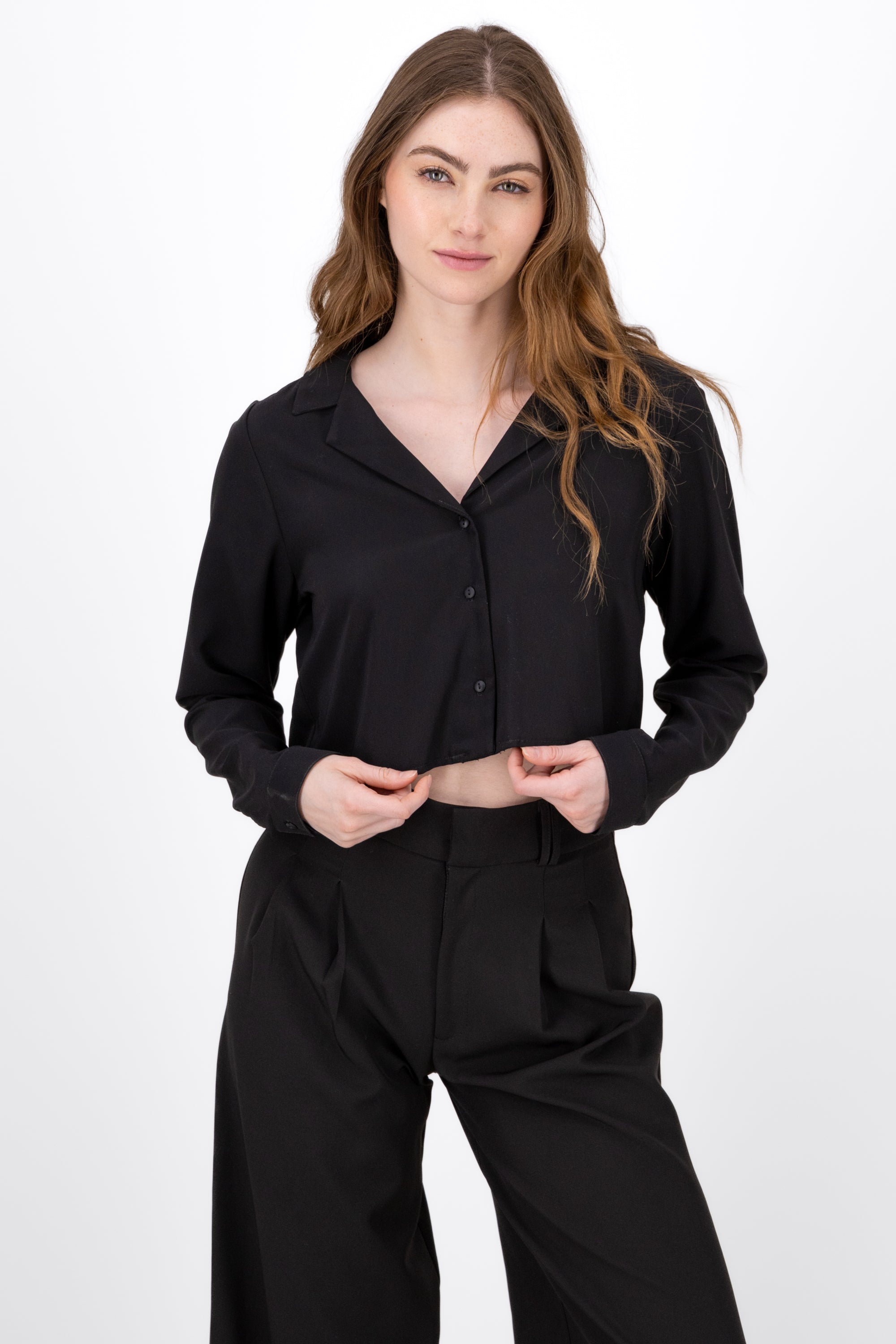 Camisa Lisa Manga Larga NEGRO