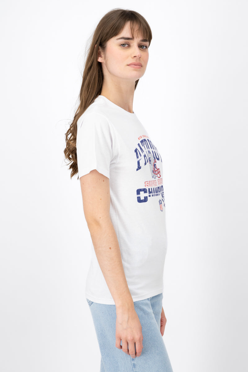 Playera Patriots Manga Corta Over BLANCO
