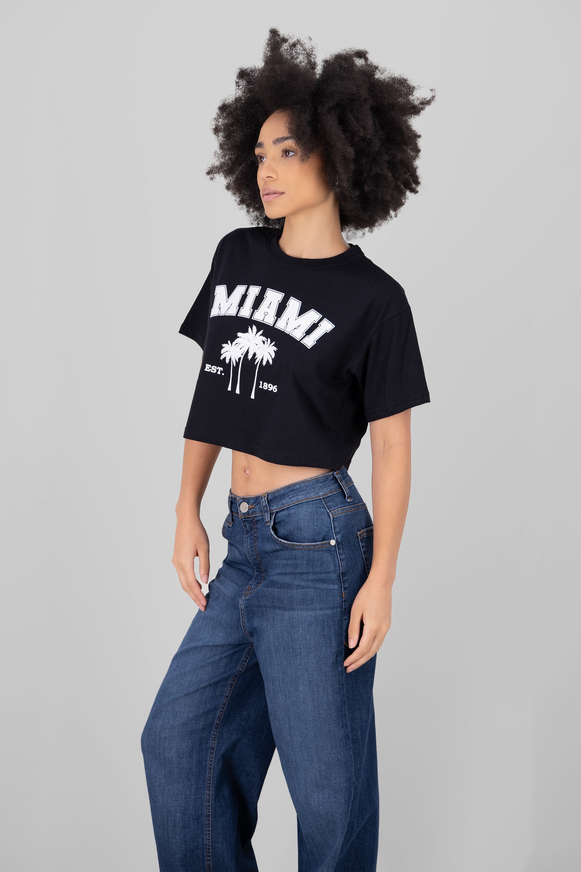 Playera Crop Miami NEGRO