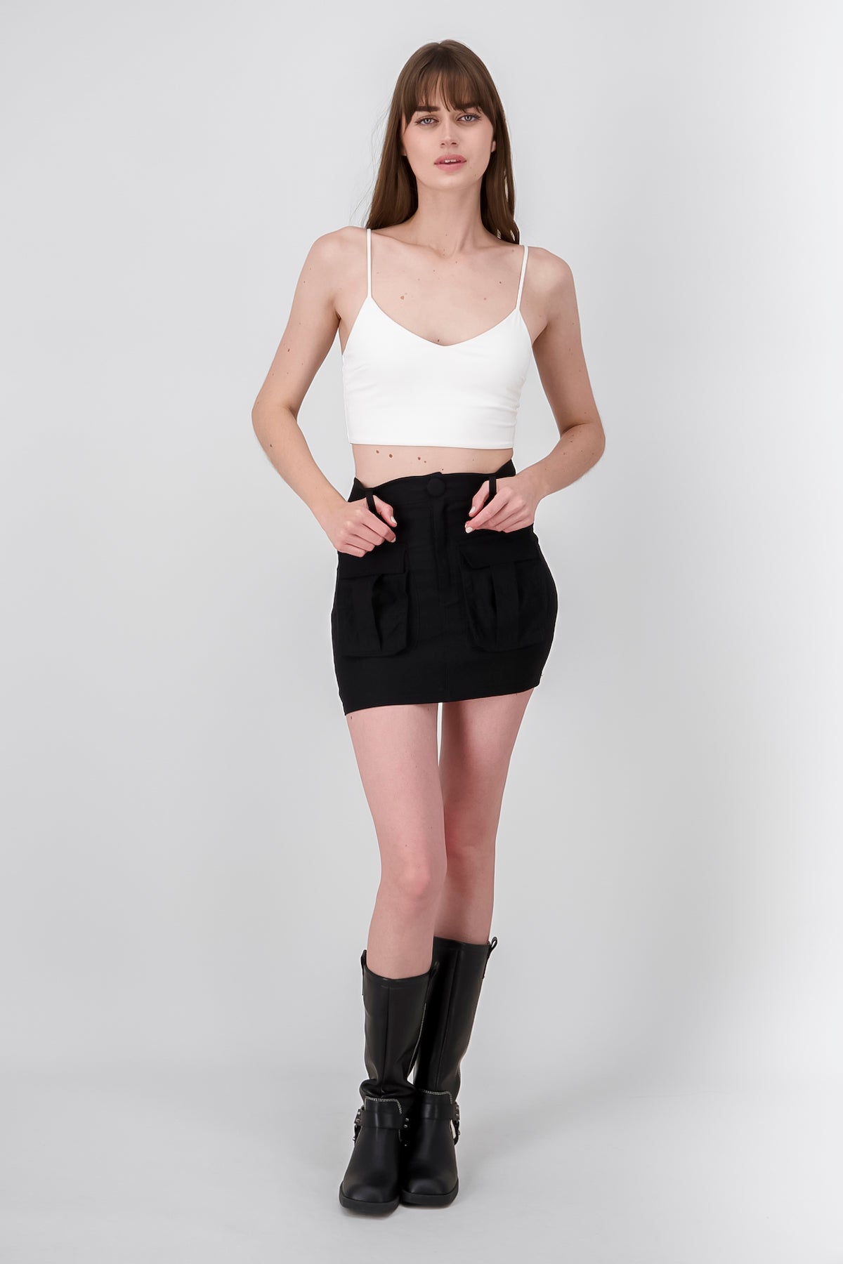 FALDA SHORT CARGO NEGRO