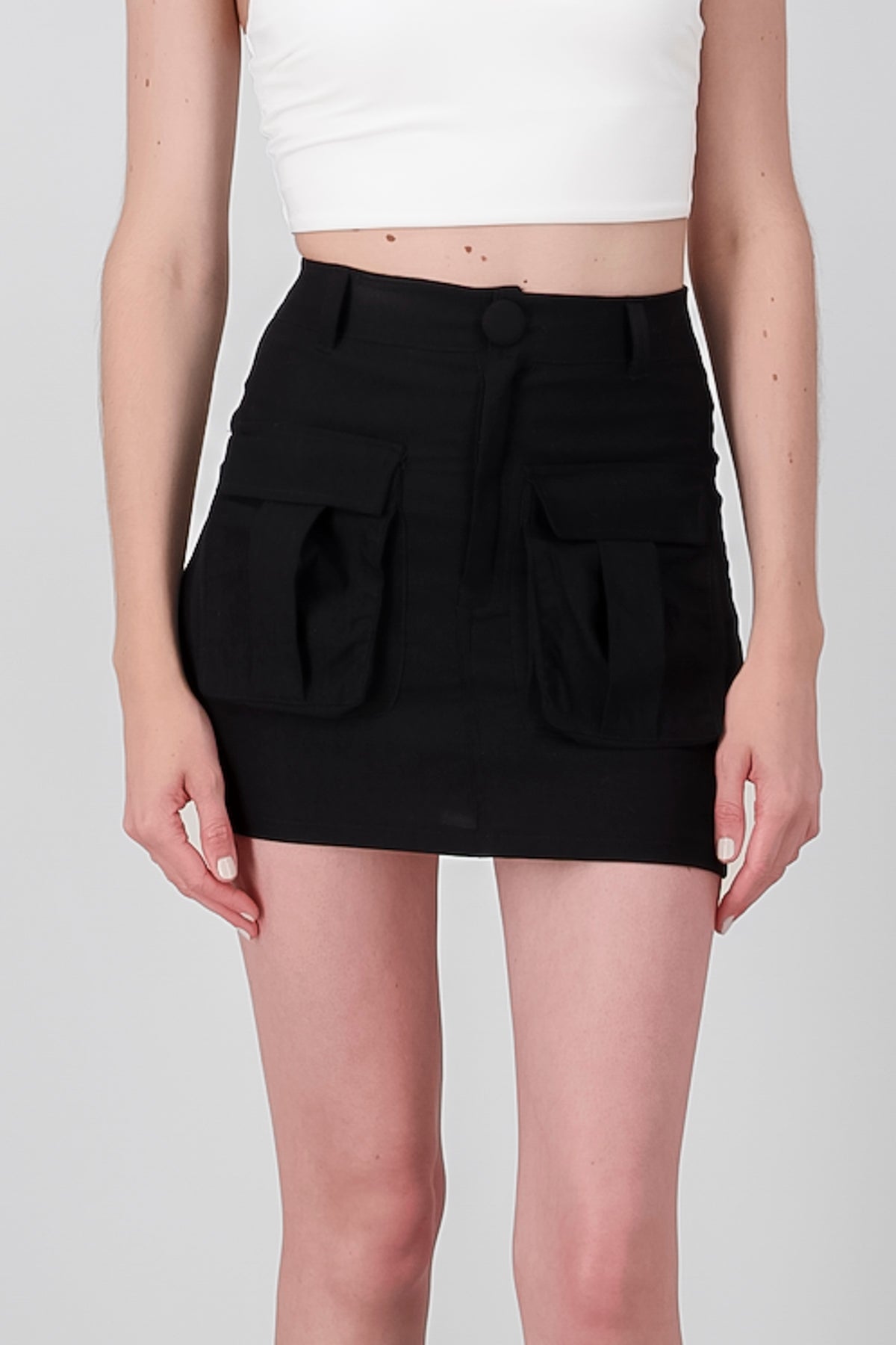 FALDA SHORT CARGO NEGRO