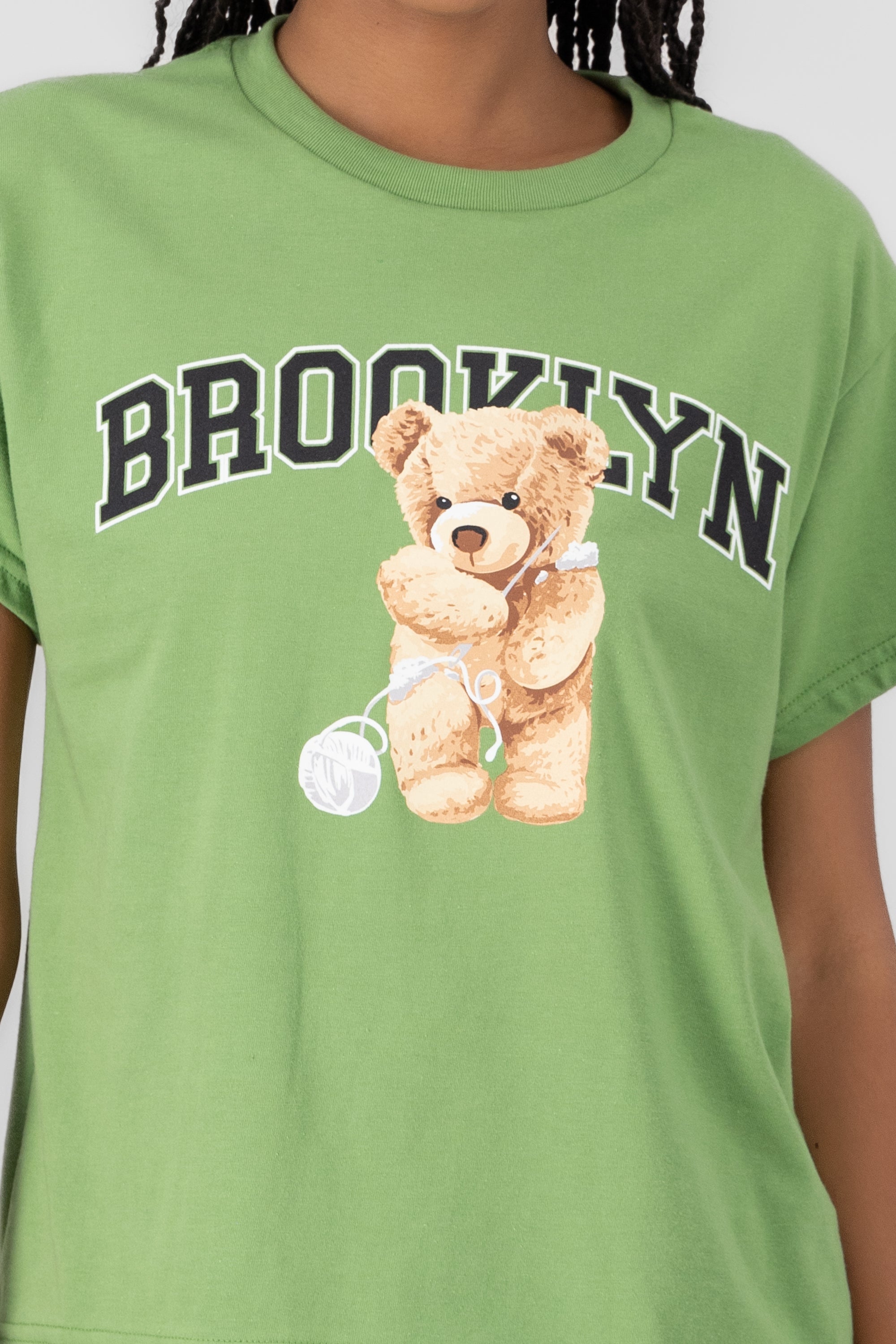 Playera Manga Corta Osito Brooklyn VERDE PASTO