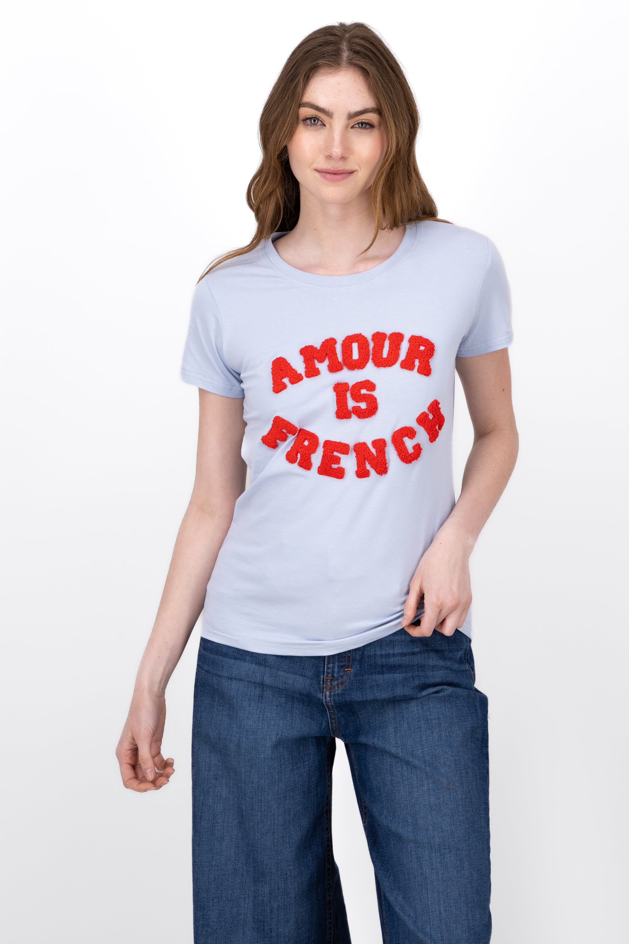 Playera Estampado Amour Is French AZUL