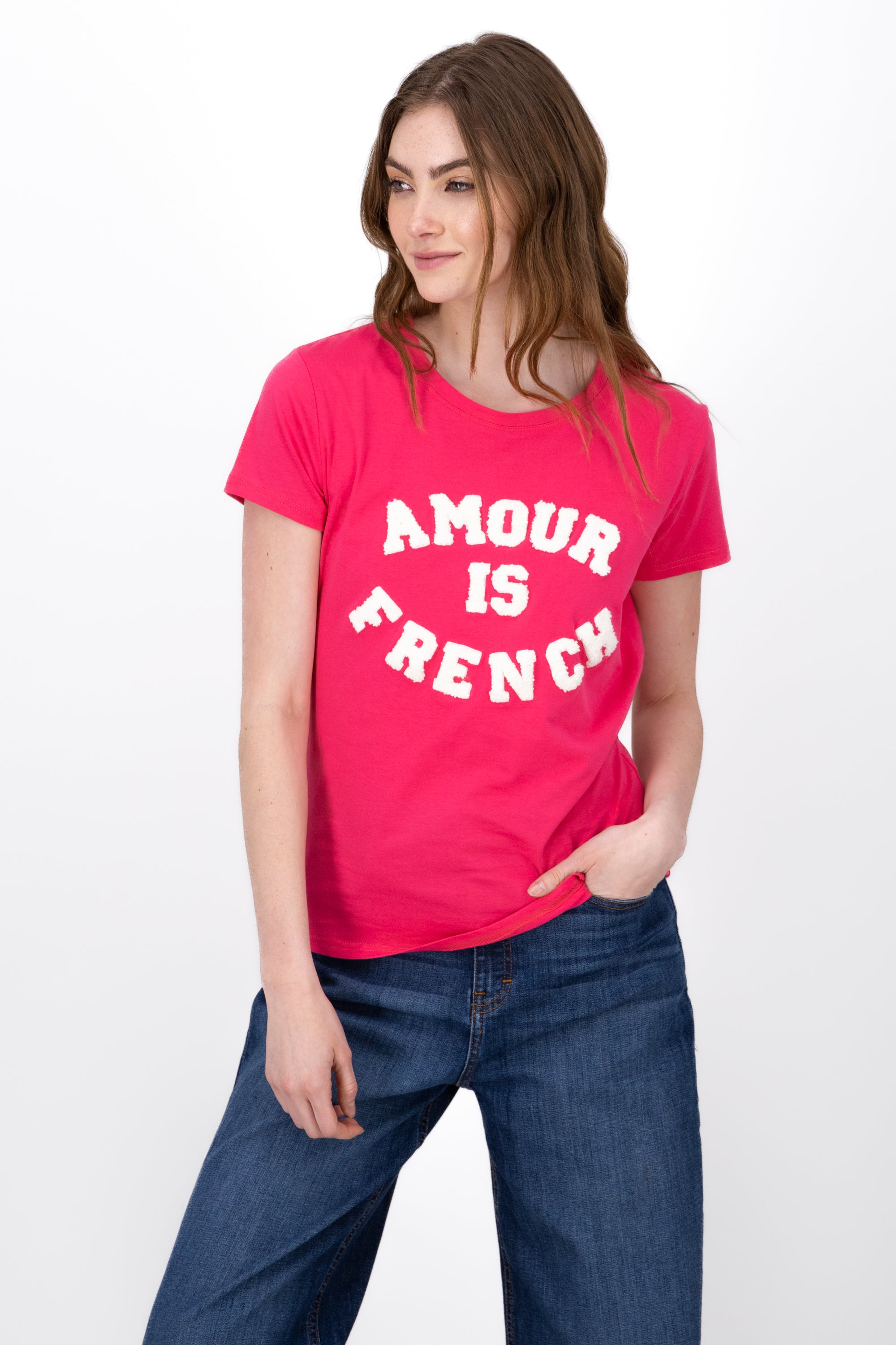 Playera Estampado Amour Is French ROSA