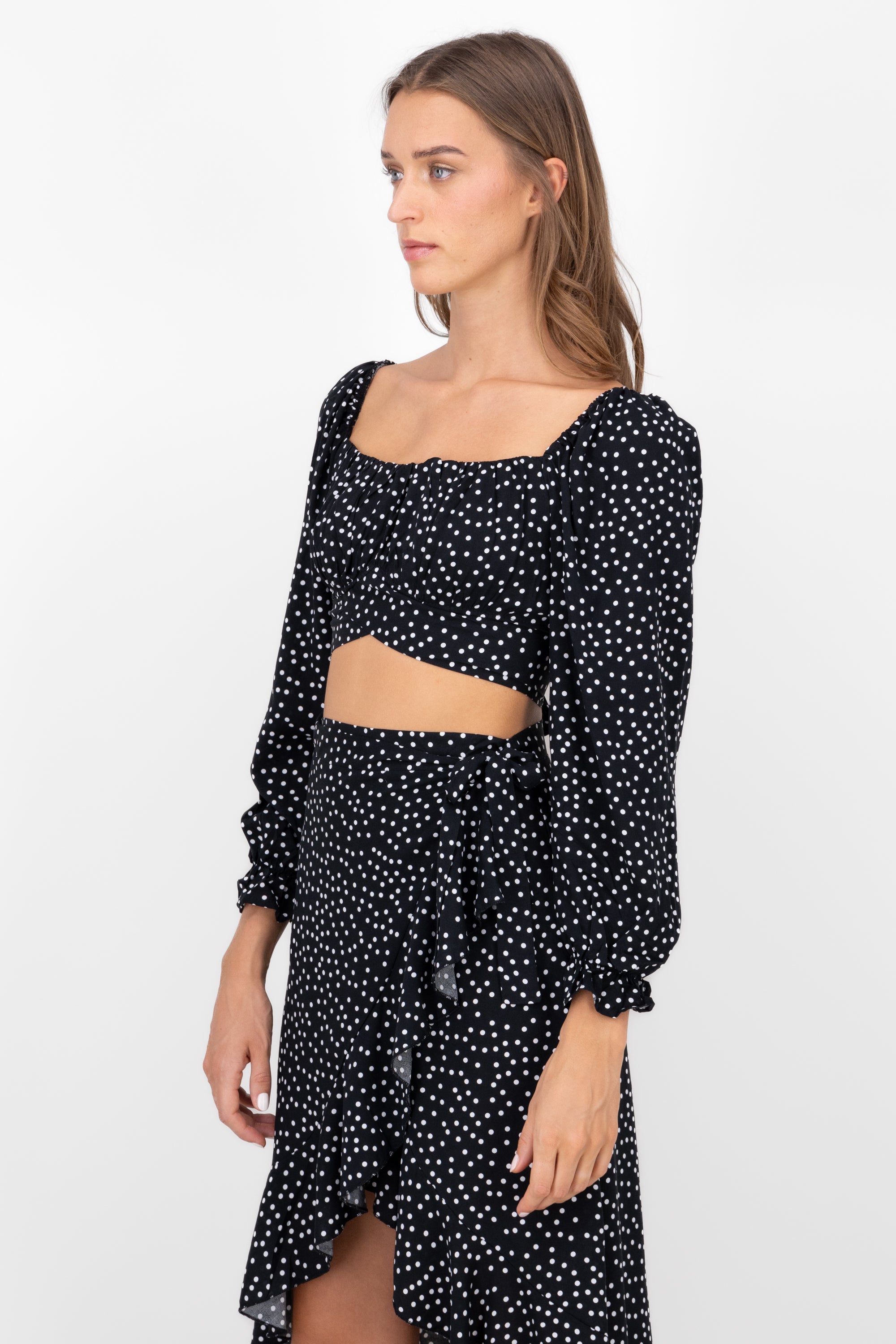 Blusa Estamapdo Polka Dots Con Manga Larga NEGRO COMBO