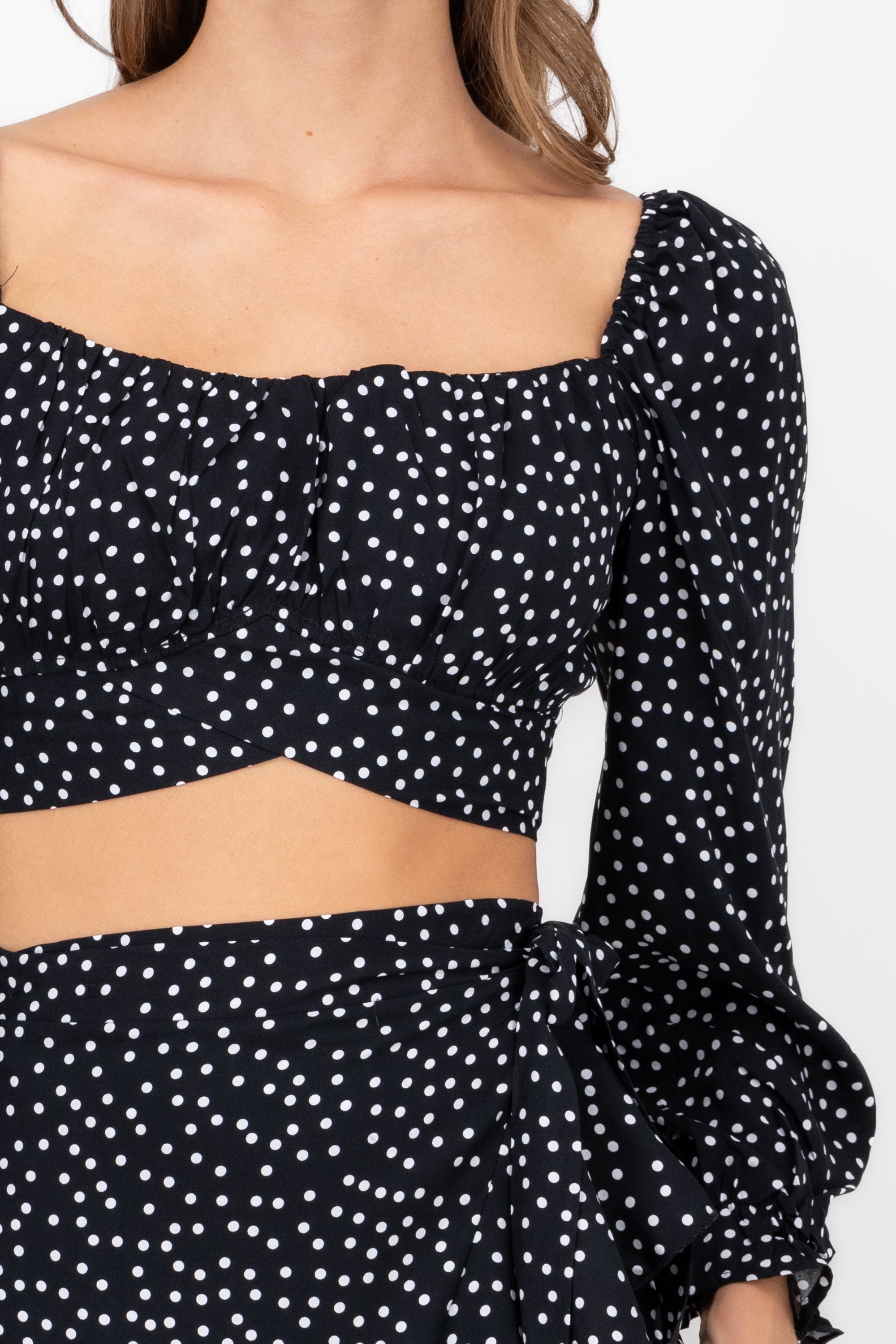 Blusa Estamapdo Polka Dots Con Manga Larga NEGRO COMBO