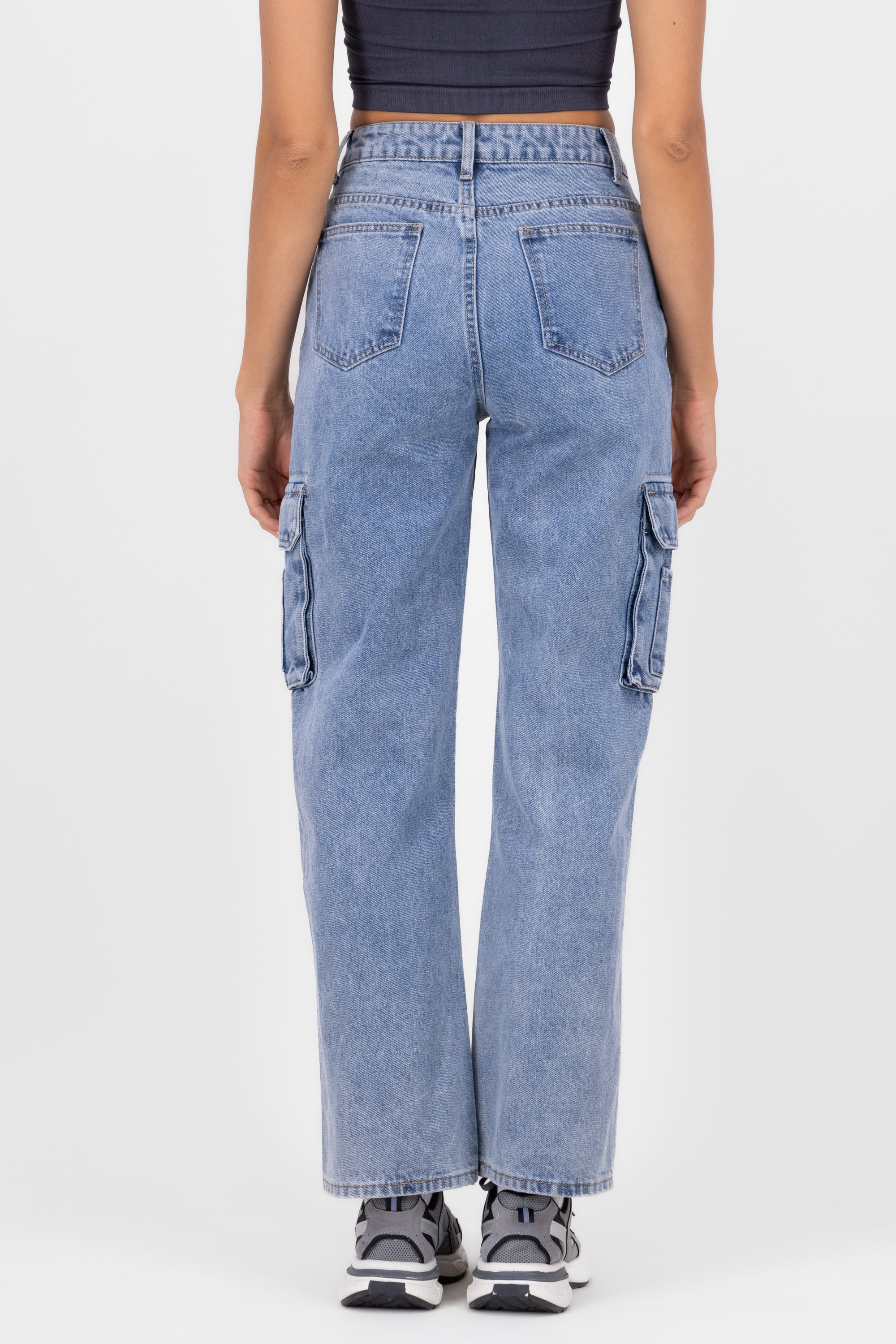 Jeans cargo doble bolsa LIGHT WASH