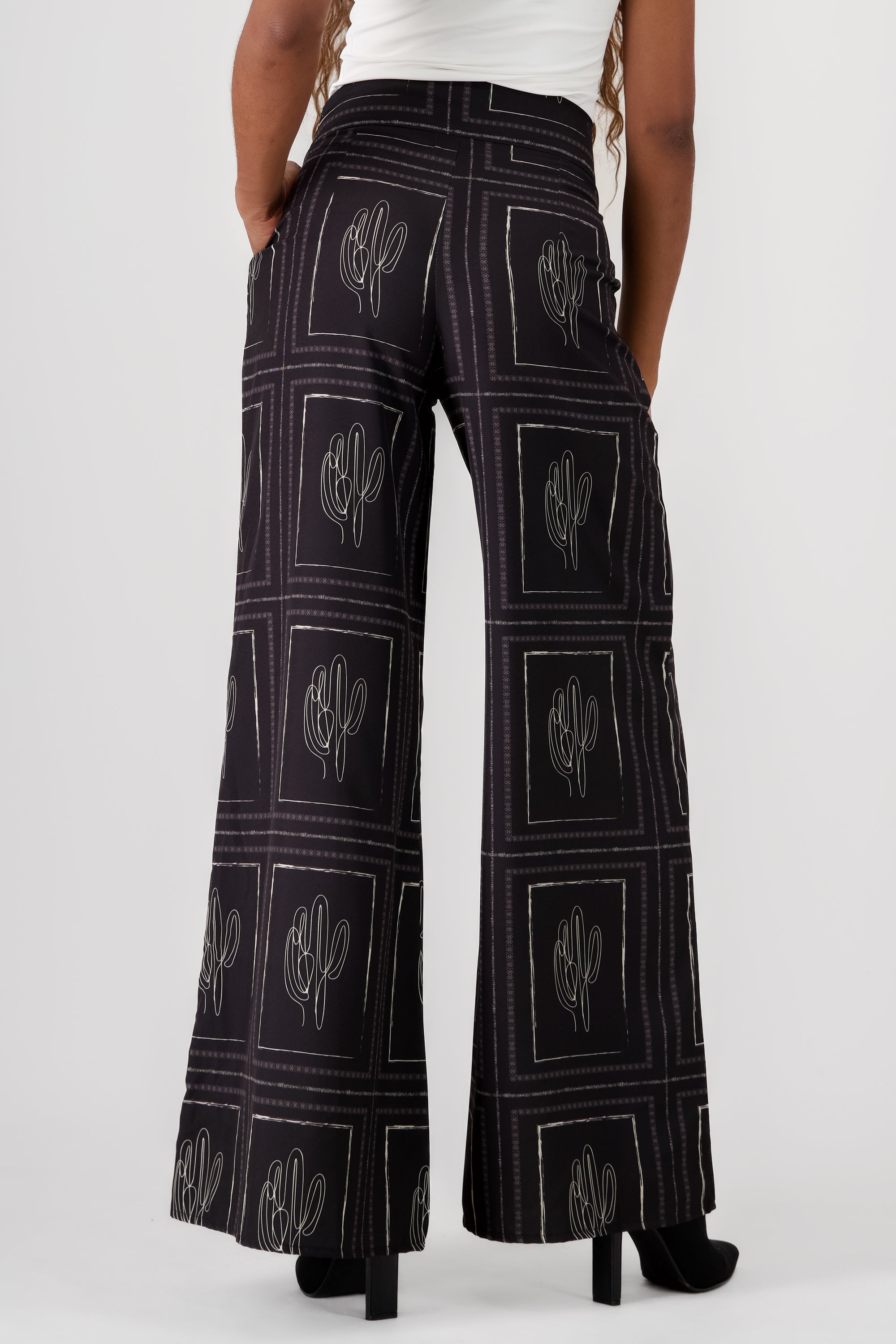 Pantalon cactus NEGRO