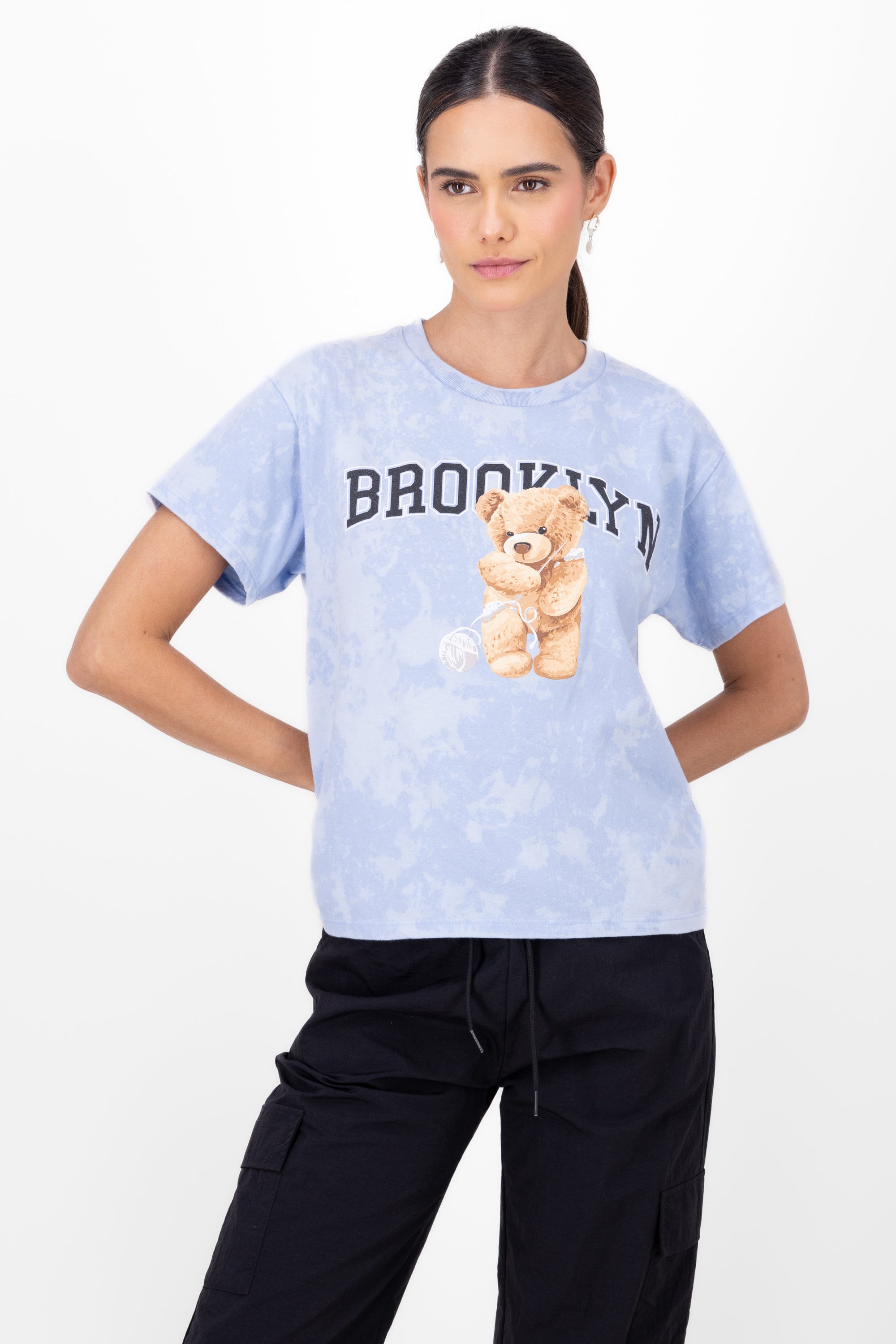 Playera Acid Wash Osito Brooklyn AZUL CIELO