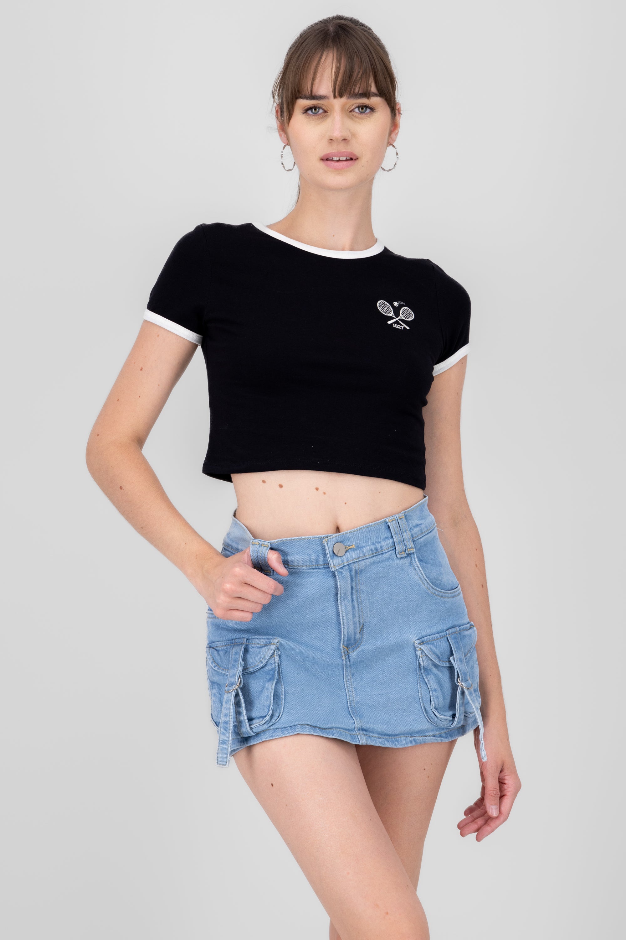 Playera Crop Tenis Contraste NEGRO