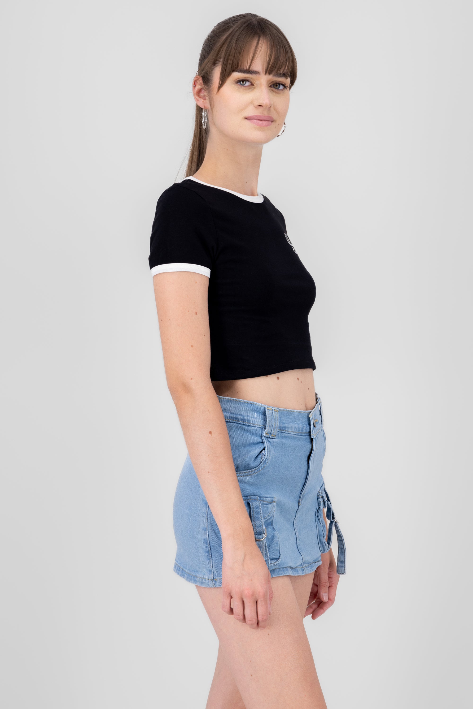 Playera Crop Tenis Contraste NEGRO