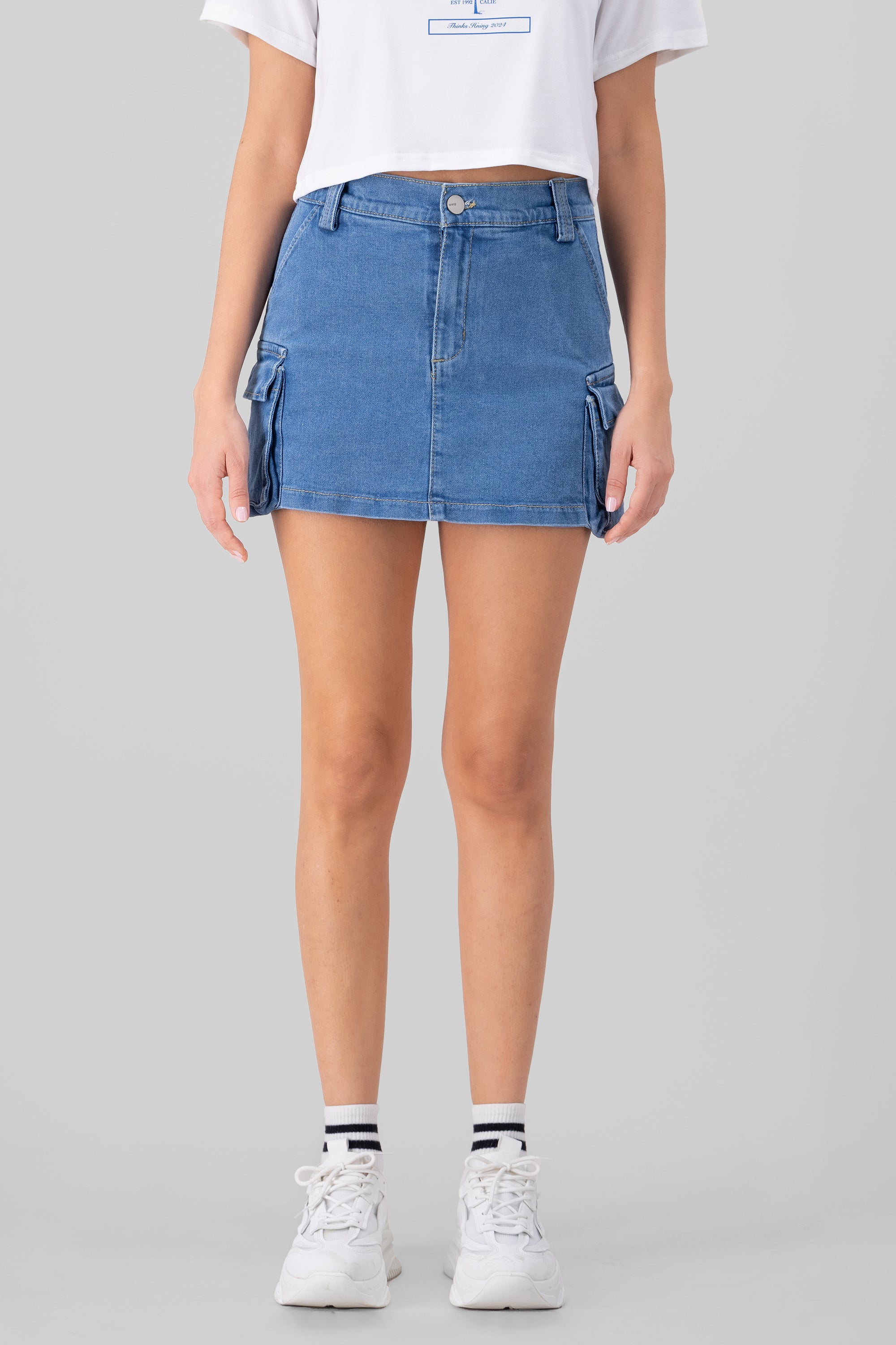 Falda short cargo fuelles BLEACHED