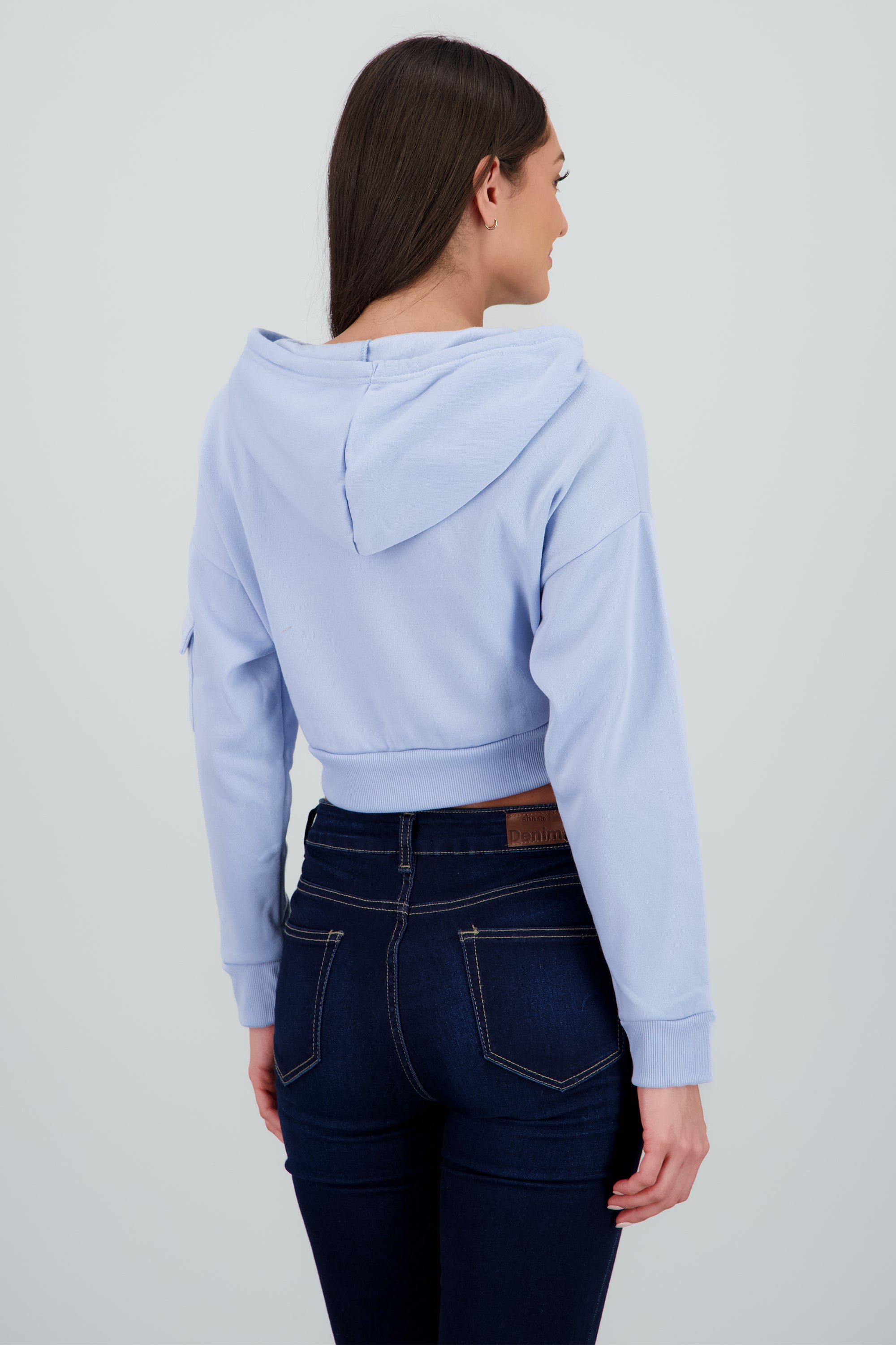 Sudadera cropped con bolsa cargo AZUL CIELO