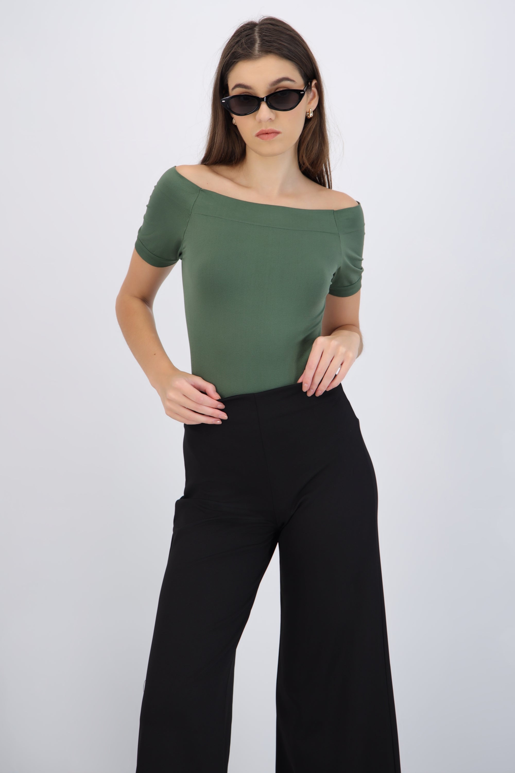 Bodysuit off shoulder manga corta