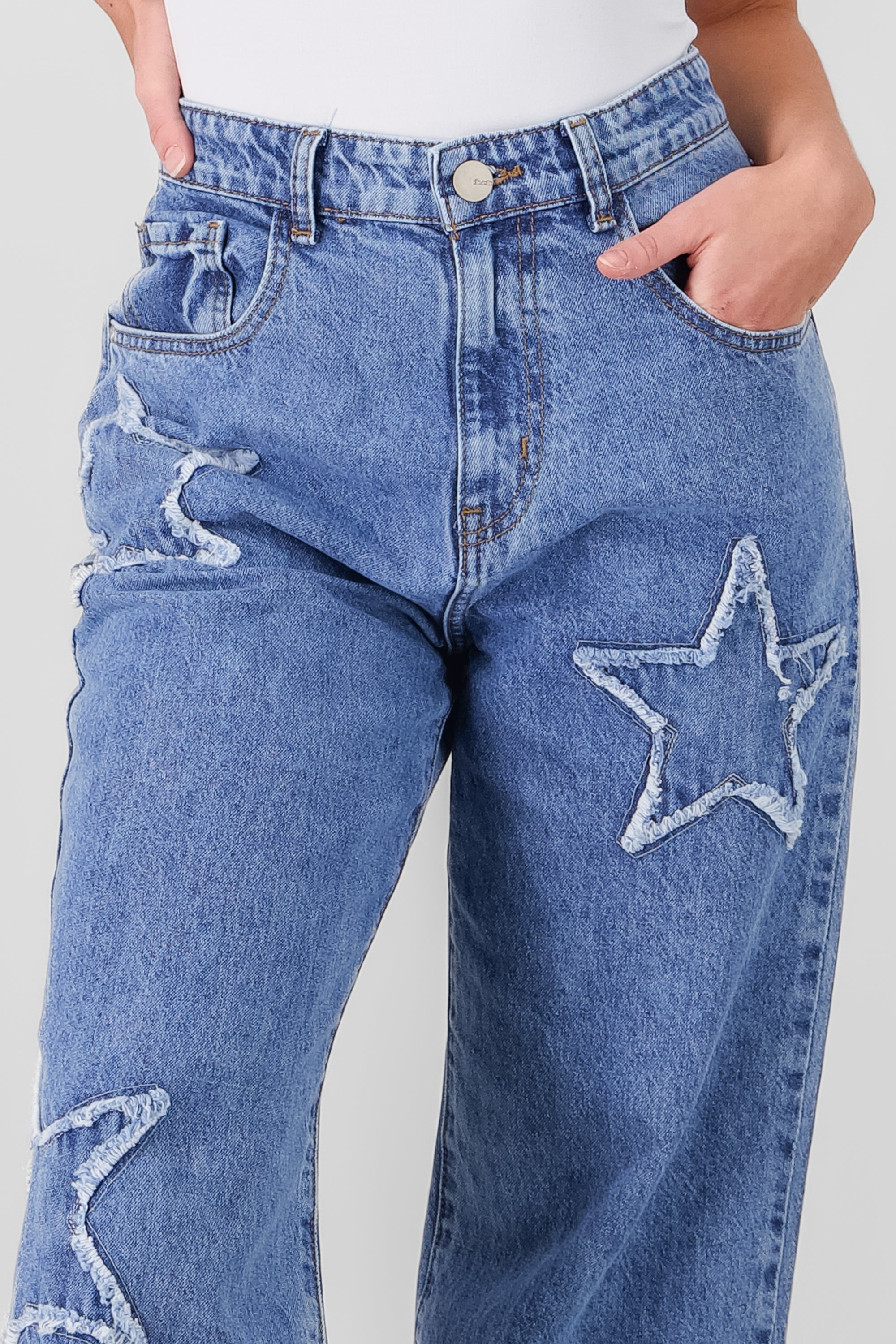 Jeans Straight Estrellas MEDIUM WASH