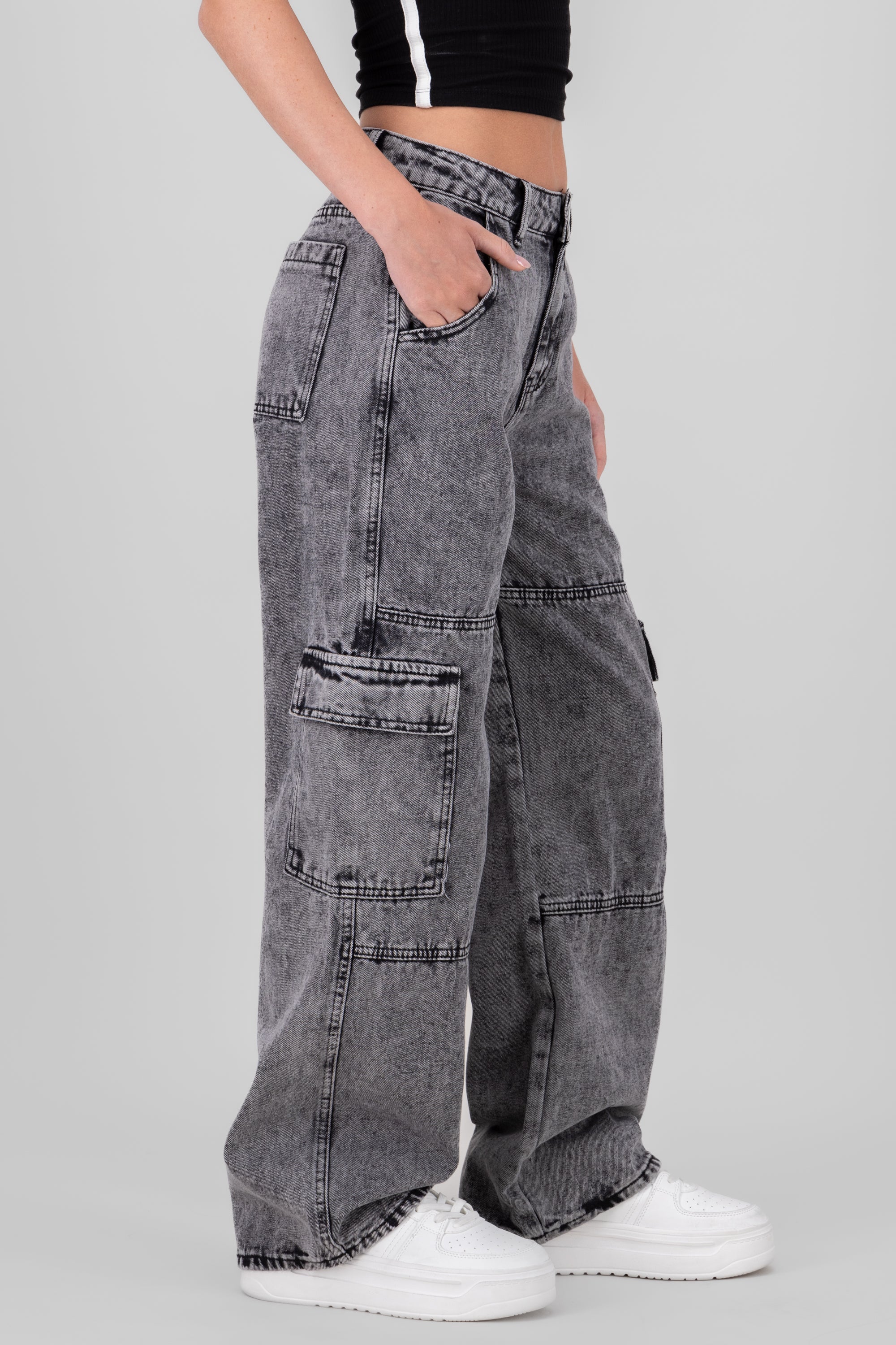 Jeans deslave bolsas cargo GRIS OBSCURO