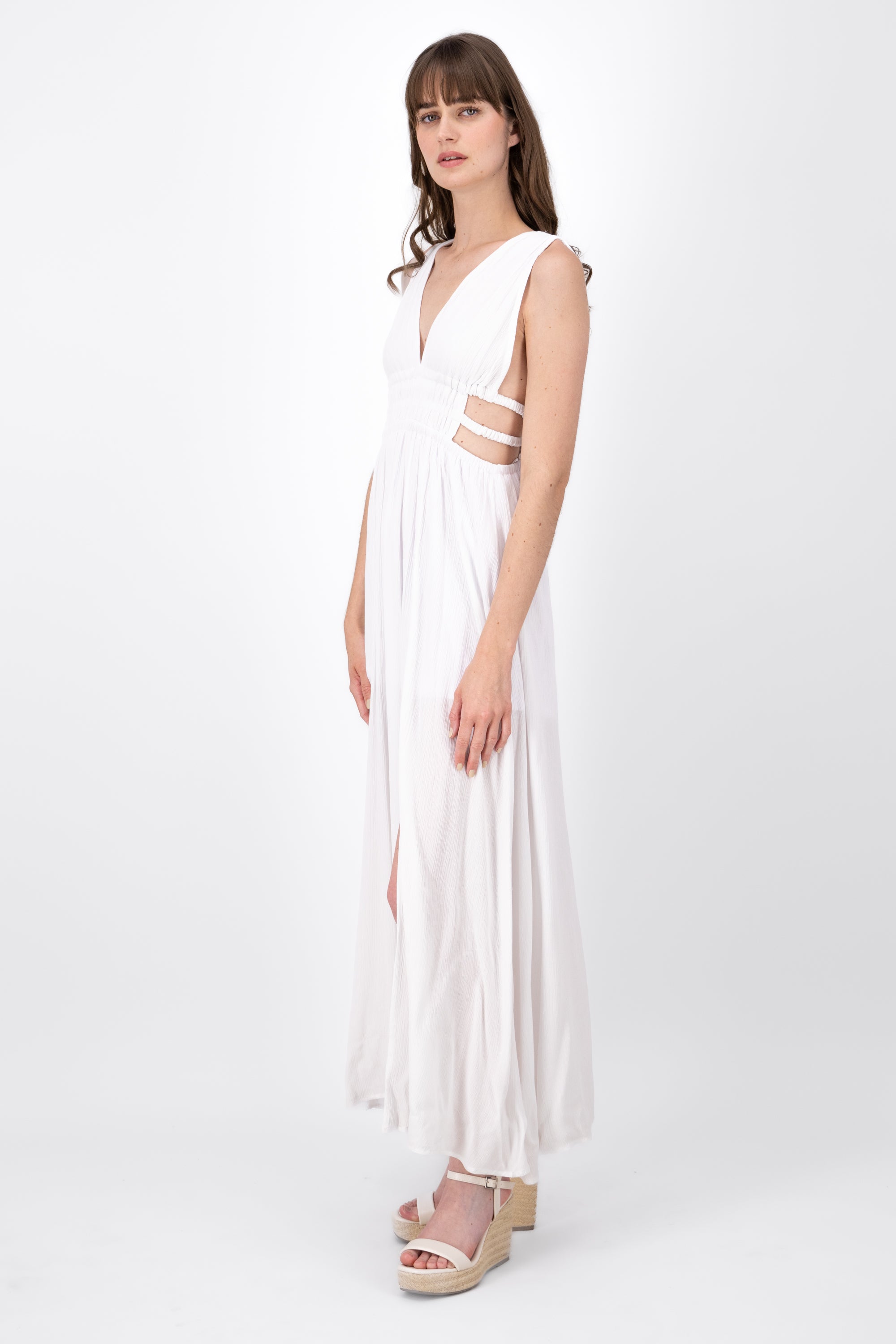 Vestido Maxi Con Detalle De Cut Outs Liso