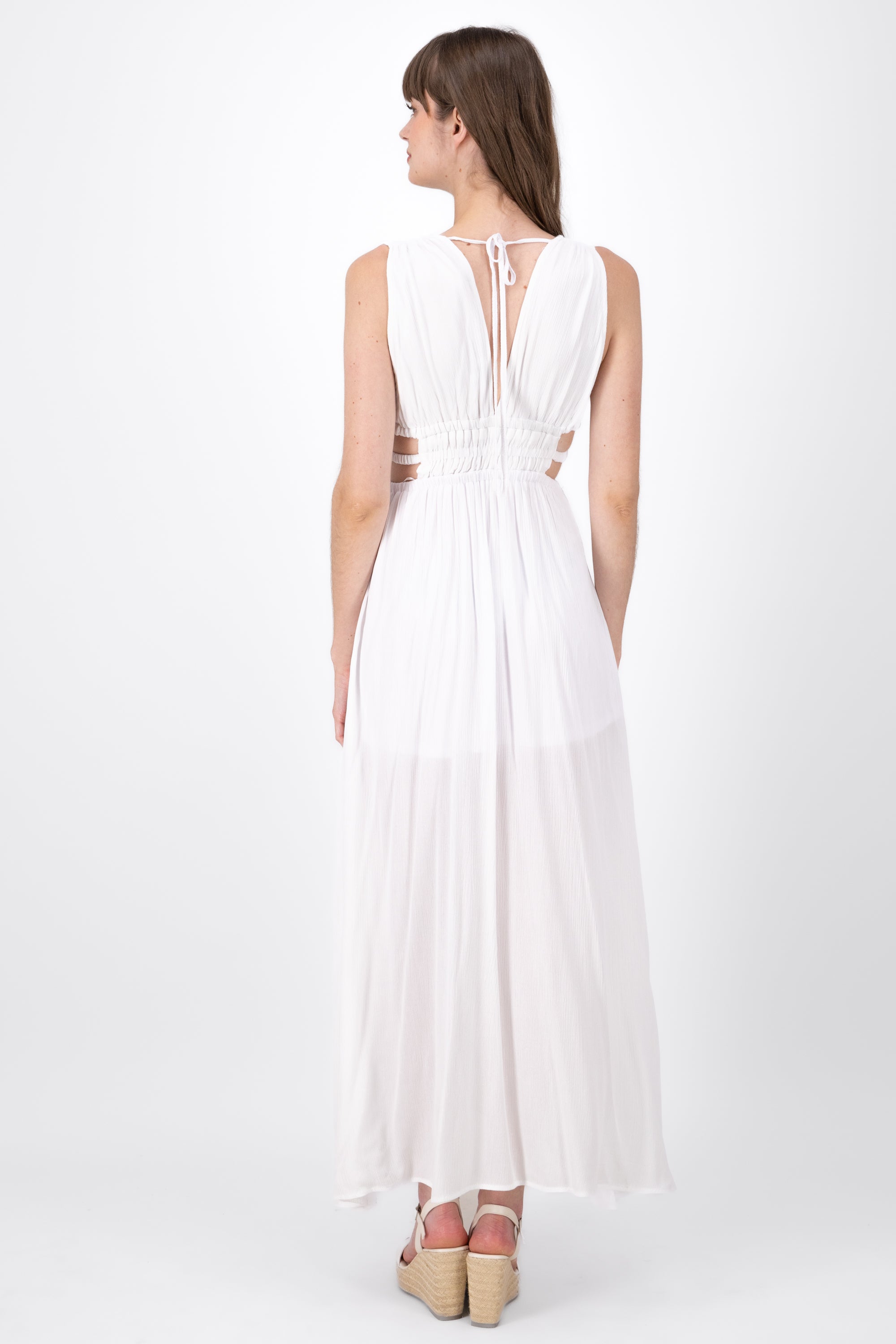 Vestido Maxi Con Detalle De Cut Outs Liso