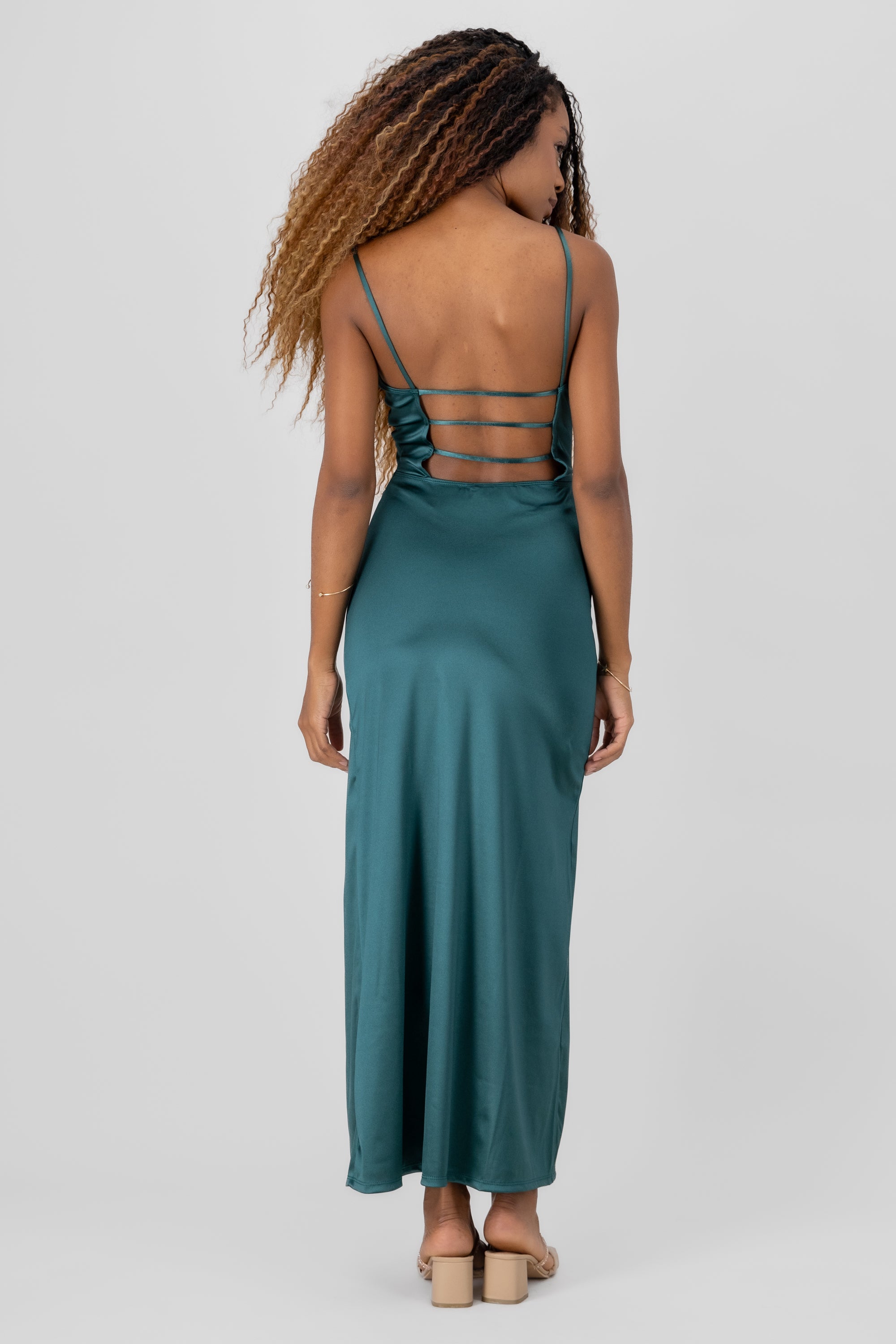 Vestido maxi satin espalda abierta VERDE