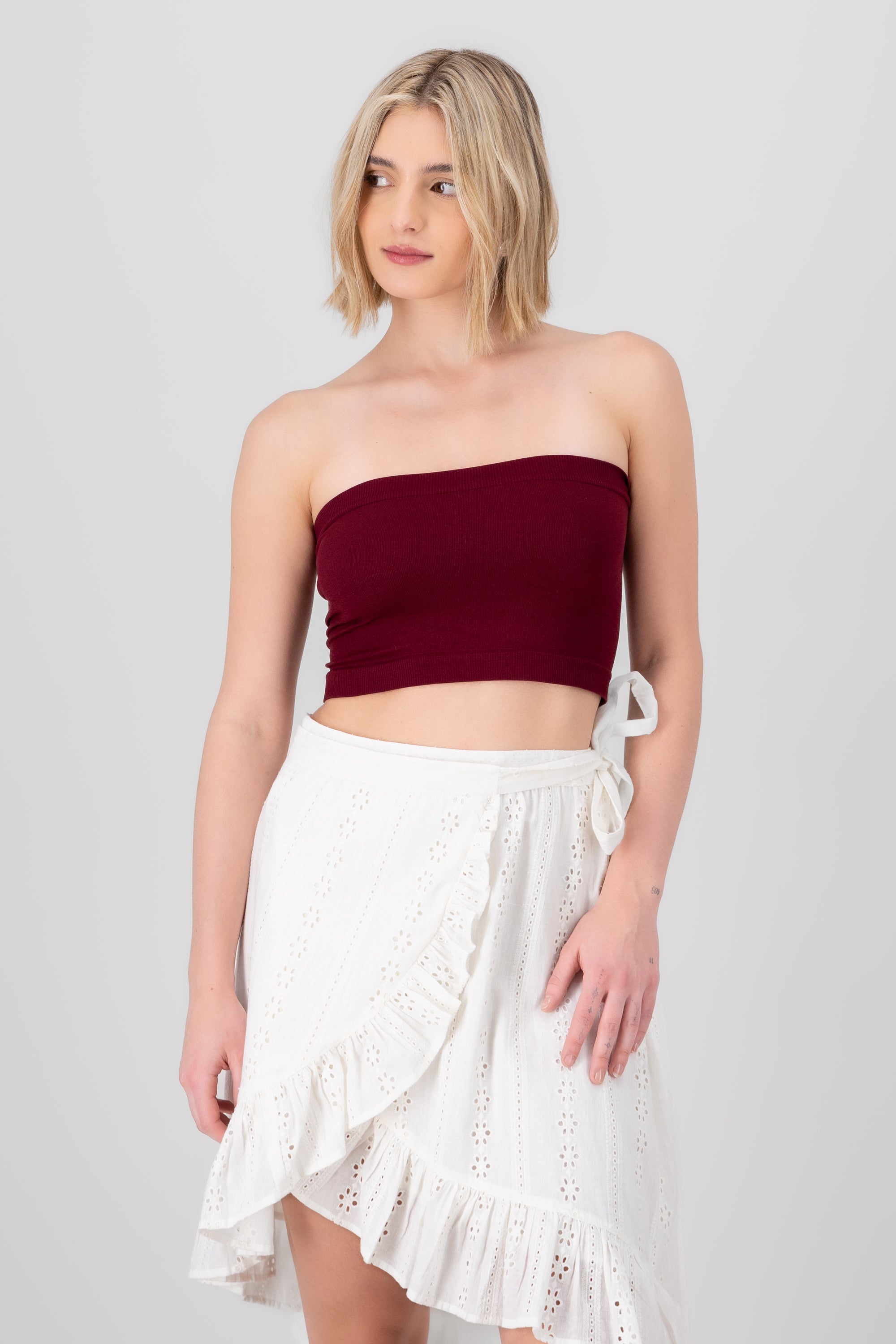 Top strapless liso CIRUELA