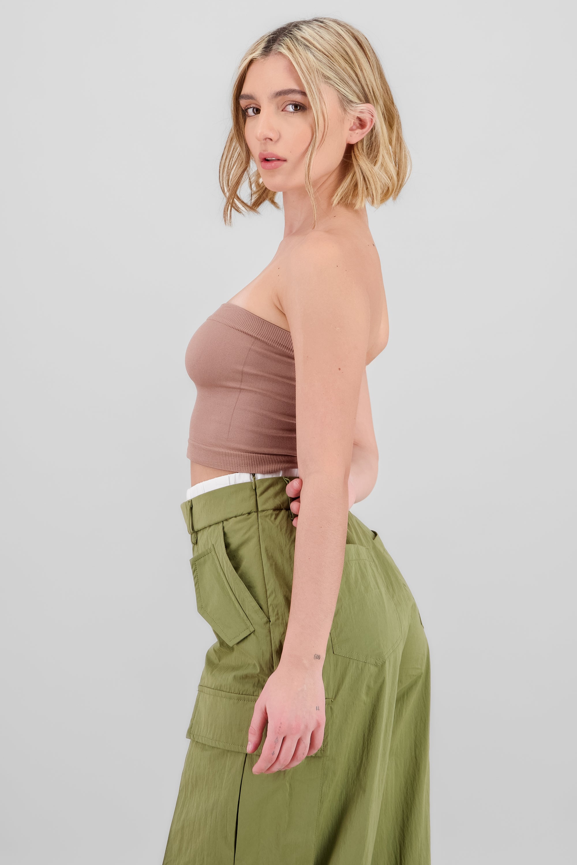 Top strapless liso KHAKI