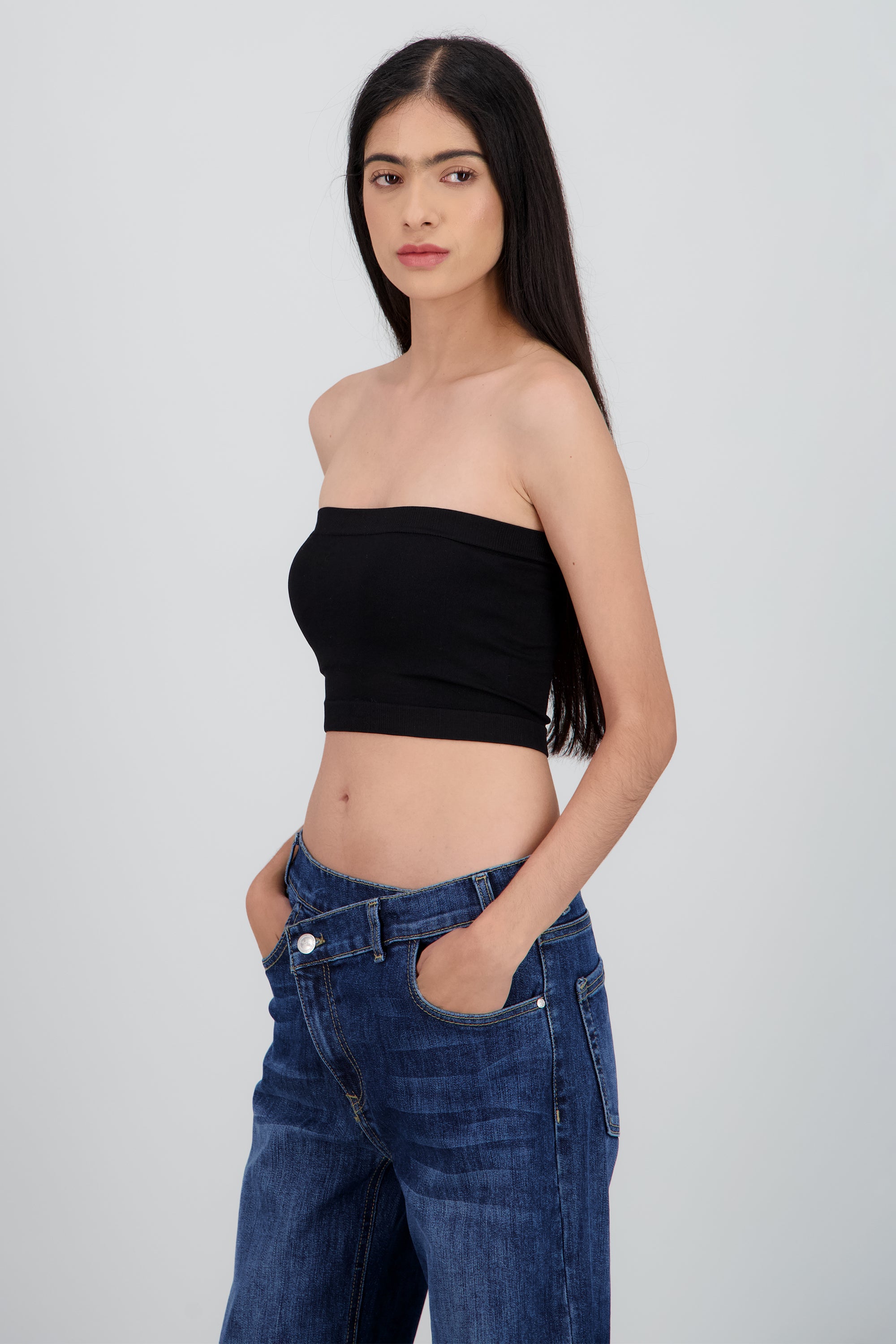 Top strapless liso NEGRO