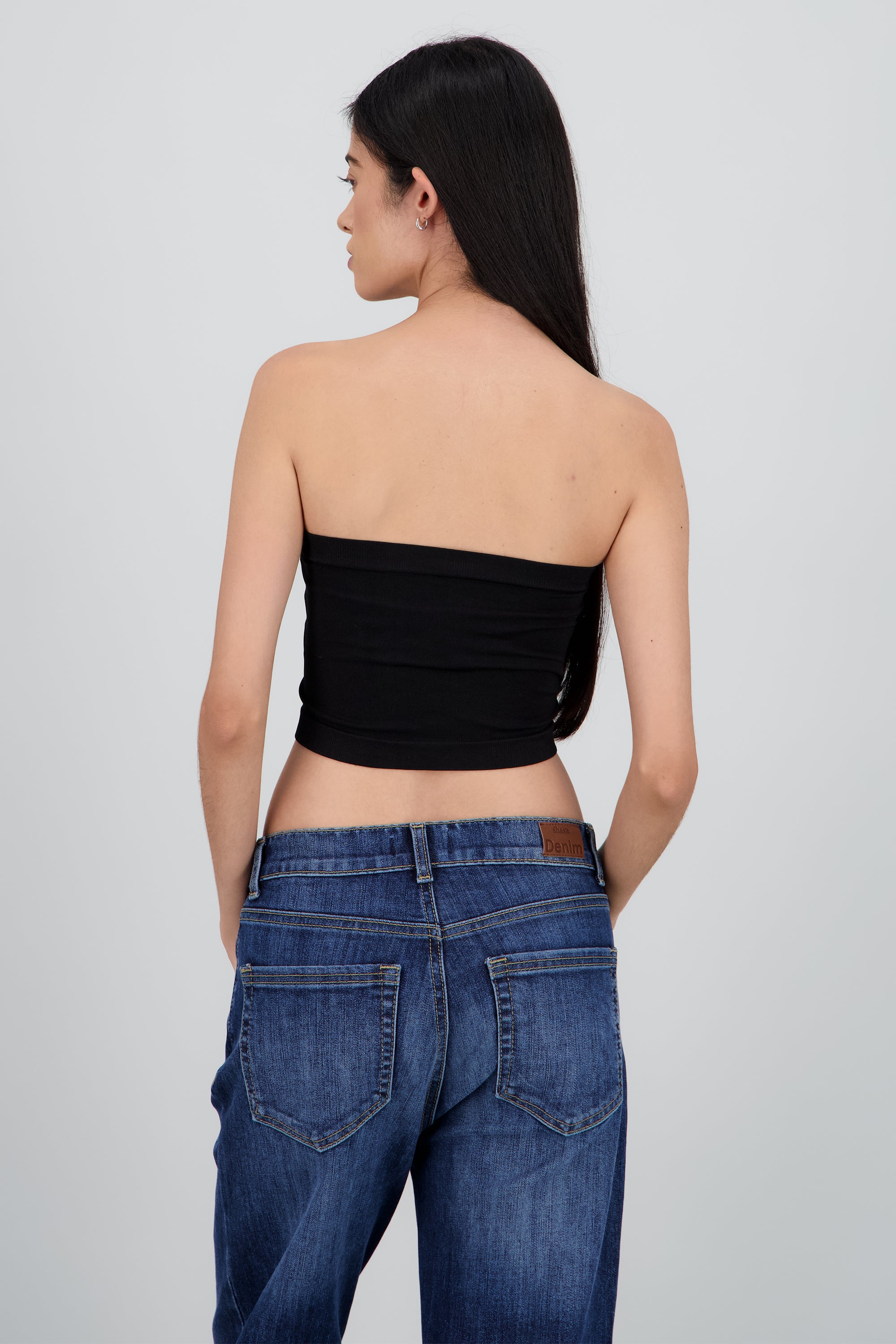 Top strapless liso NEGRO
