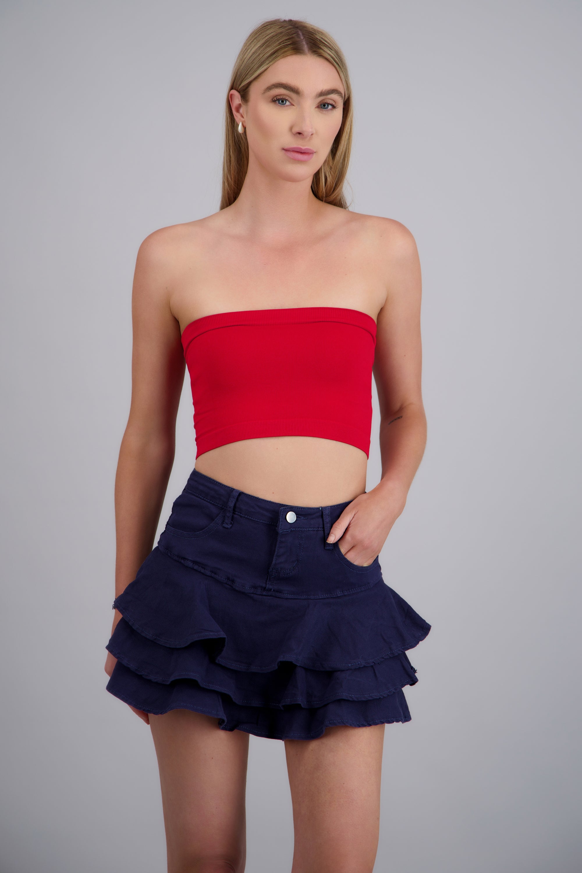 TOMATO RED