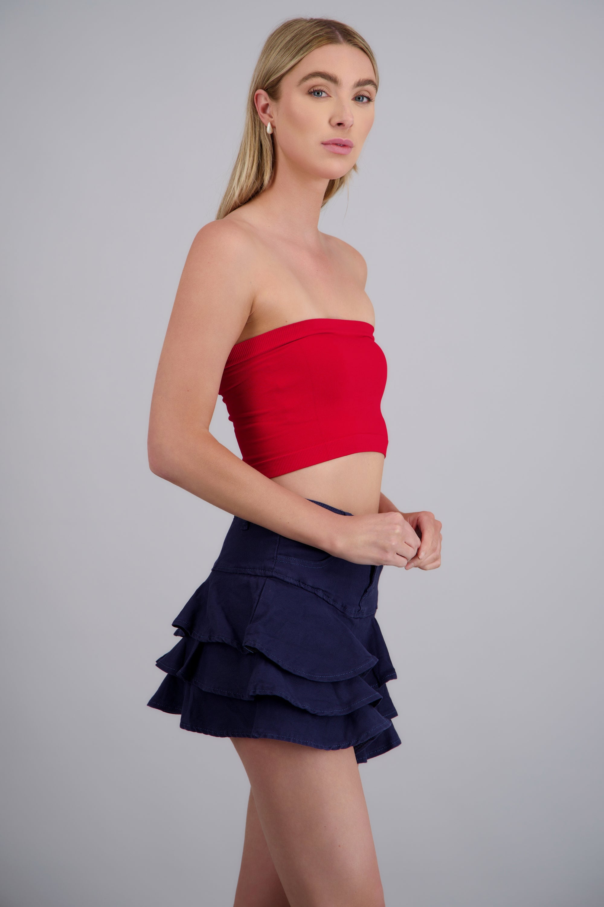 TOMATO RED