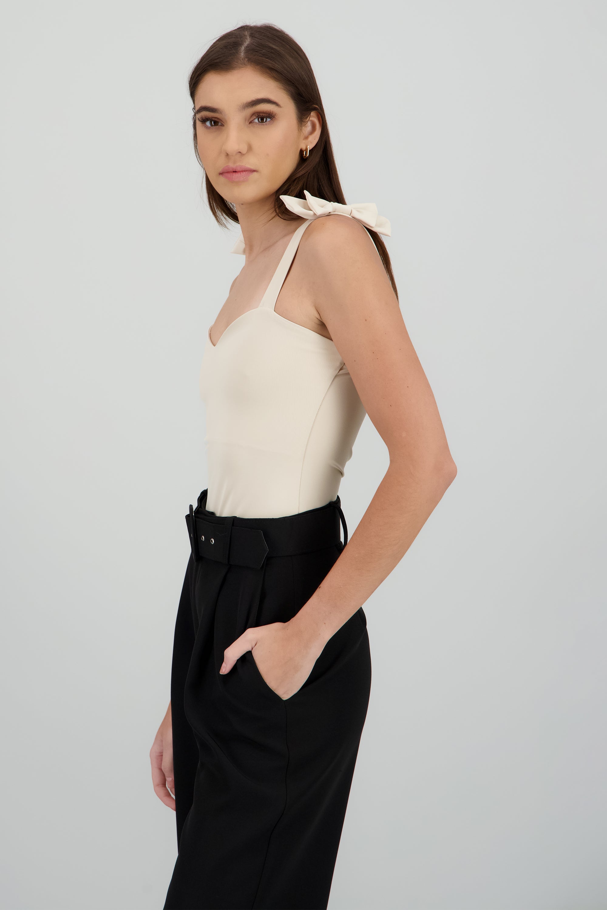 Bodysuit Liso Con Tirante Moños Hypsters CREMA