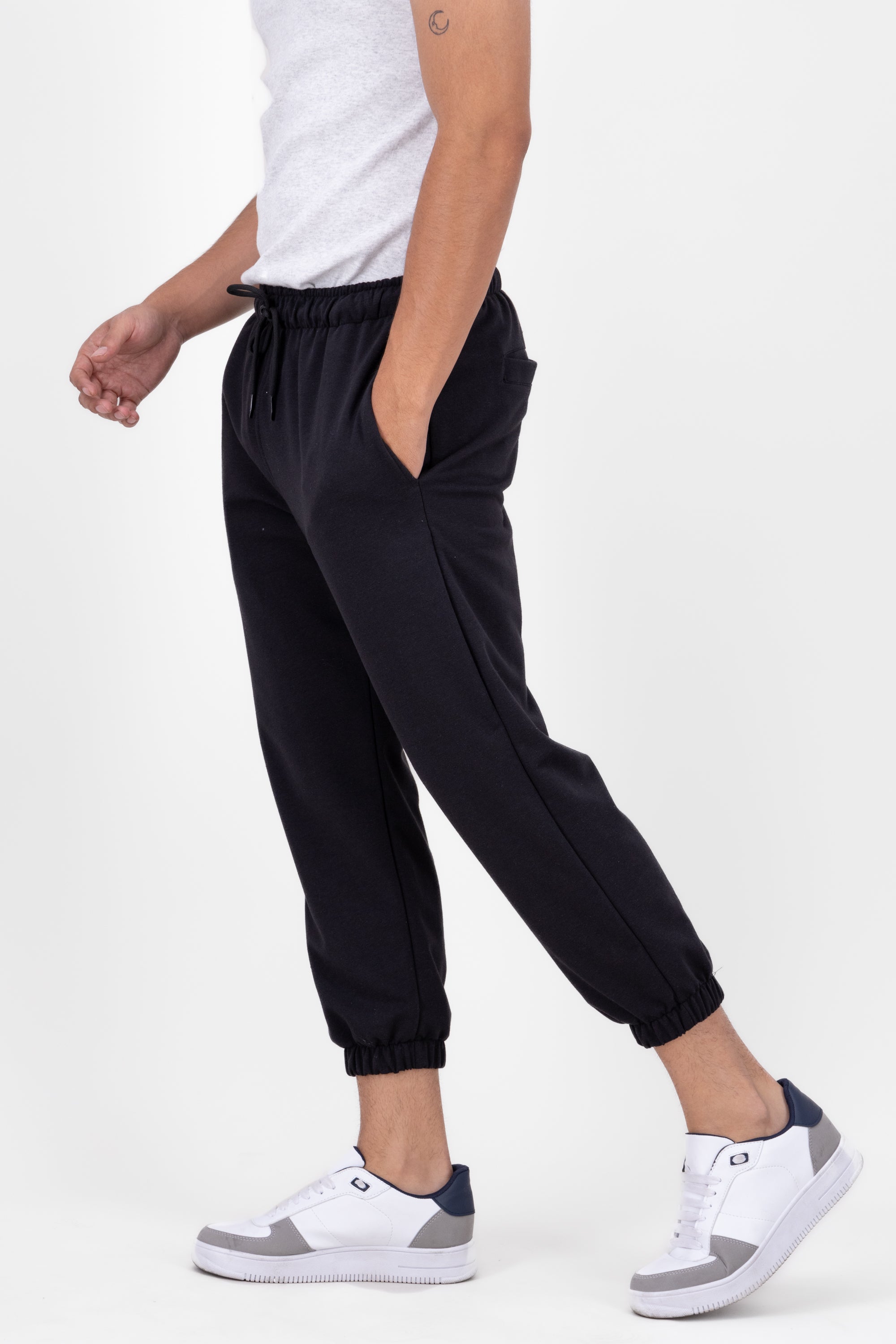 Jogger Basketball Retro NEGRO