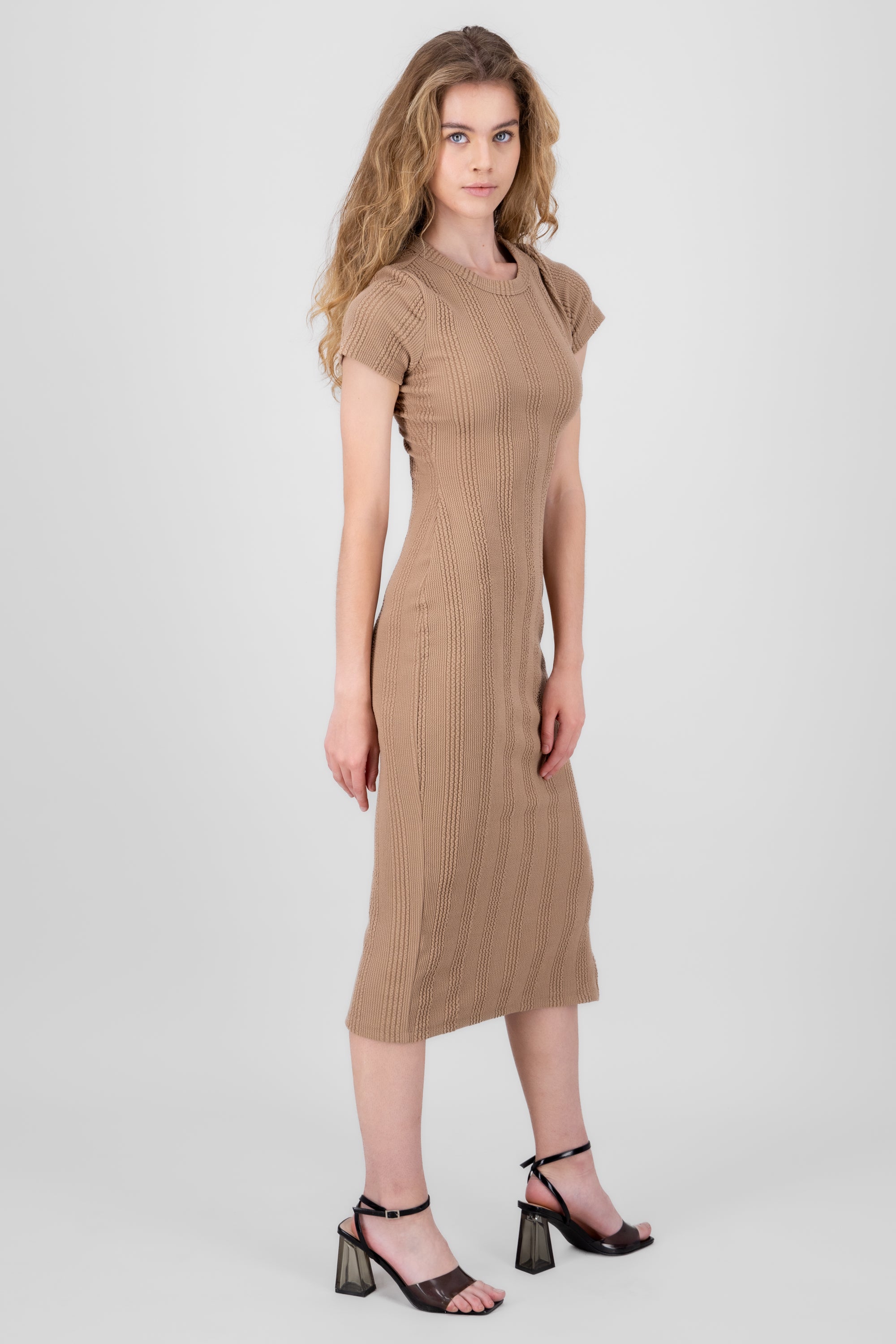 Vestido bodycon textura TAUPE