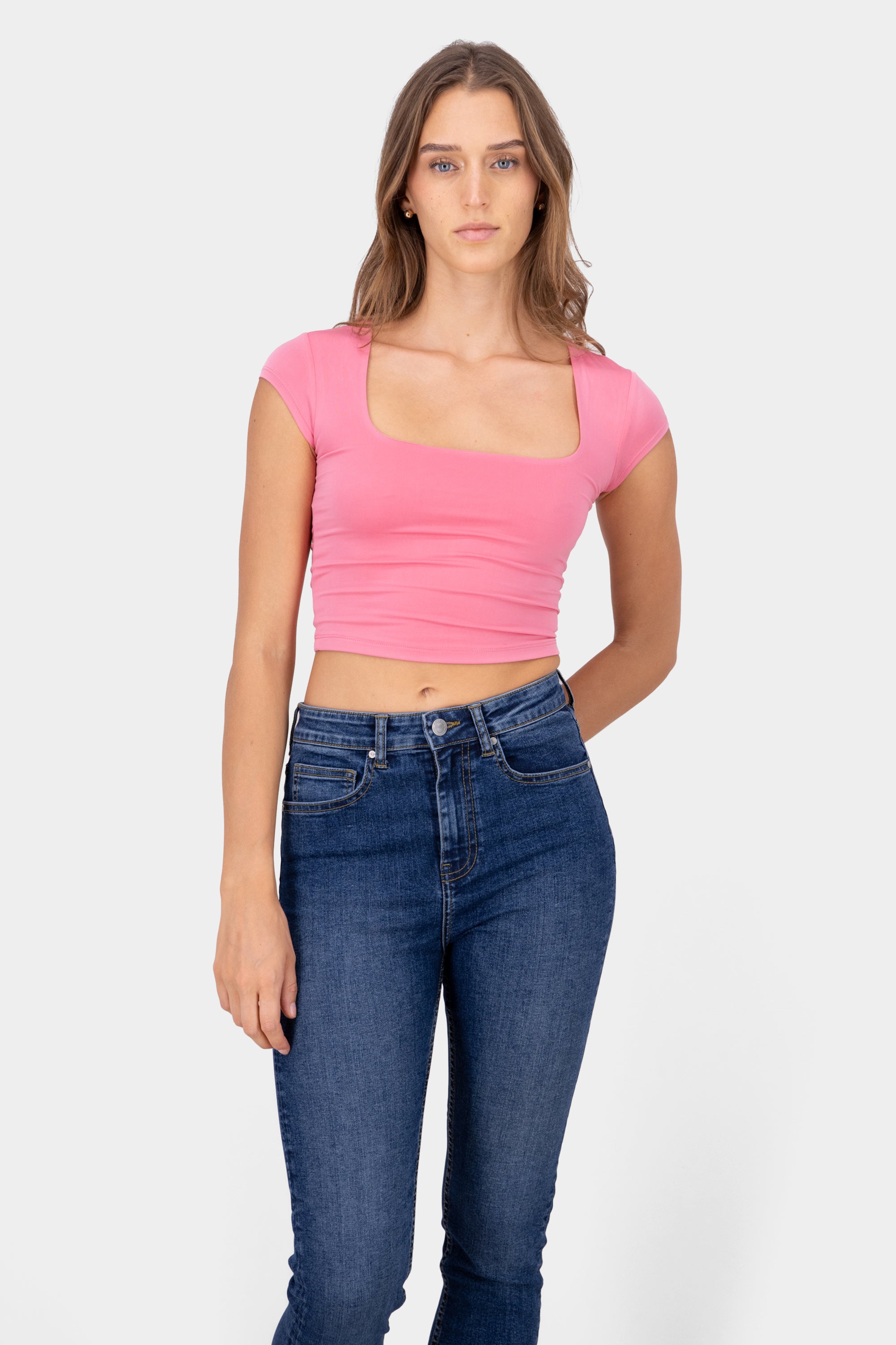 Playera crop escote cuadrado FIUSHA