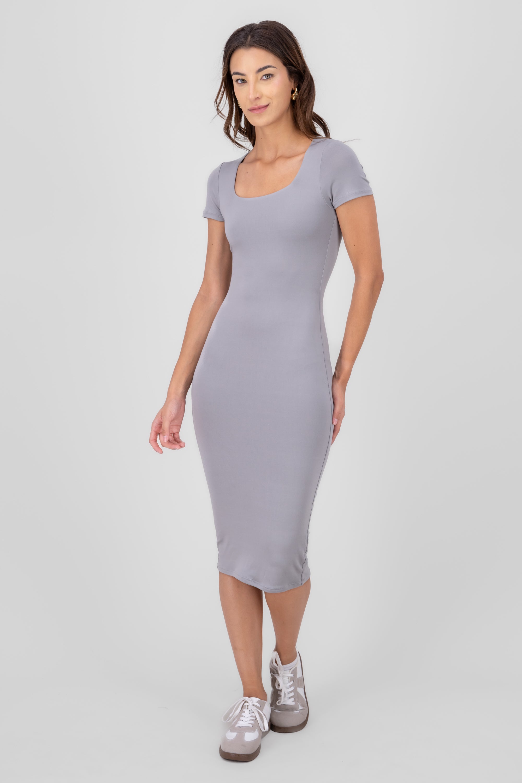 Vestido midi doble tela escote cuadrado GRIS