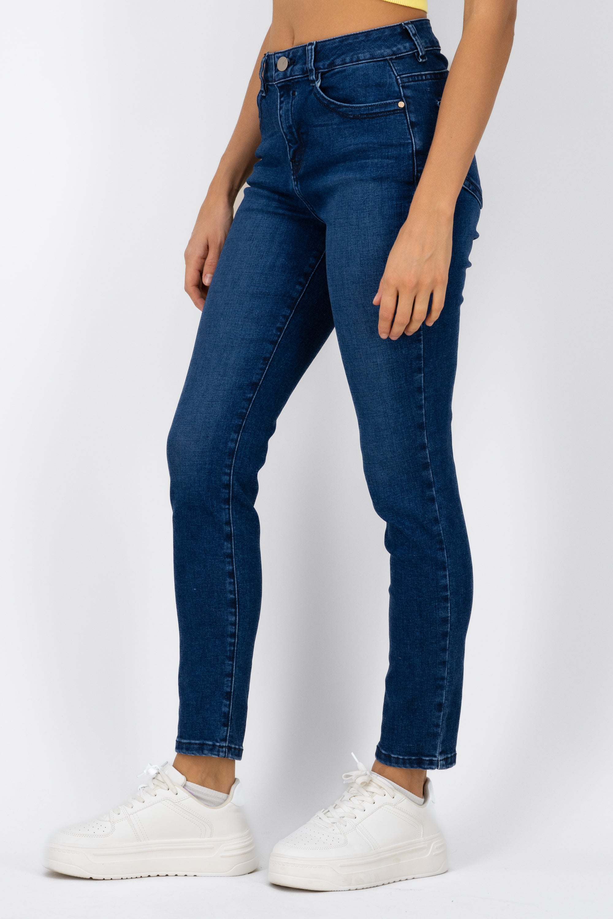 Jeans skinny liso DARK WASH