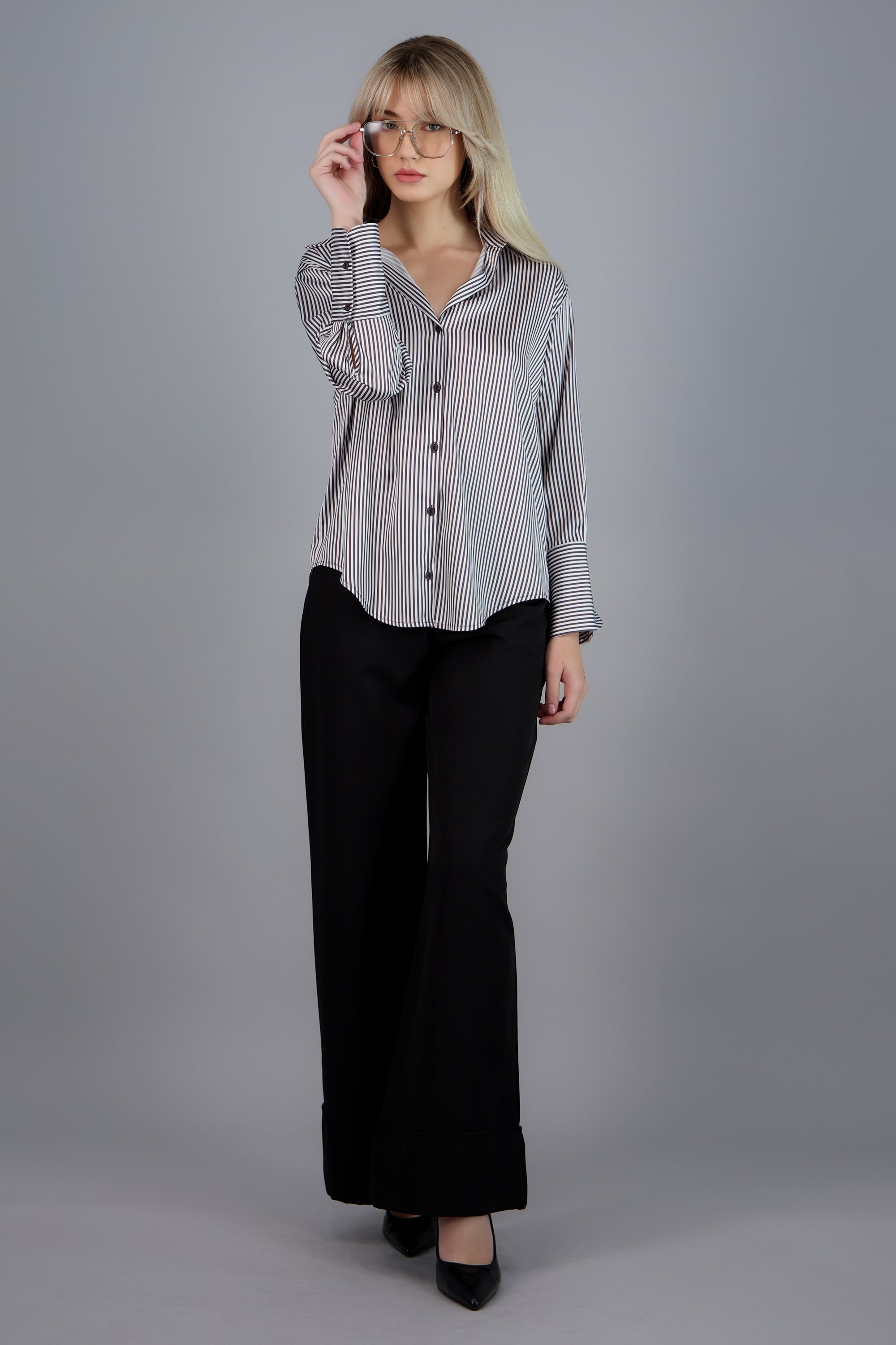 Blusa satin rayas manga larga Hypsters GRIS OBSCURO