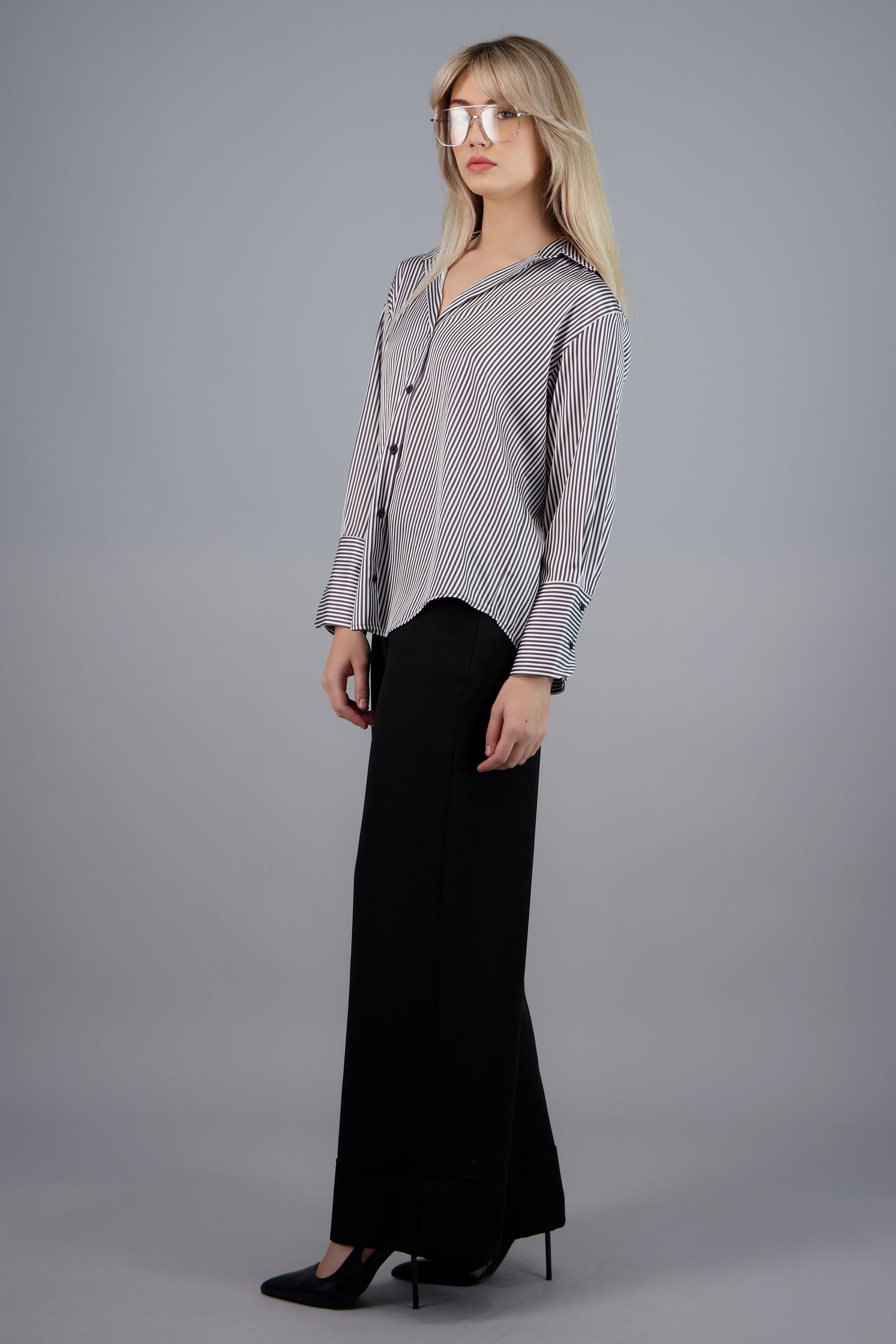 Blusa satin rayas manga larga Hypsters GRIS OBSCURO