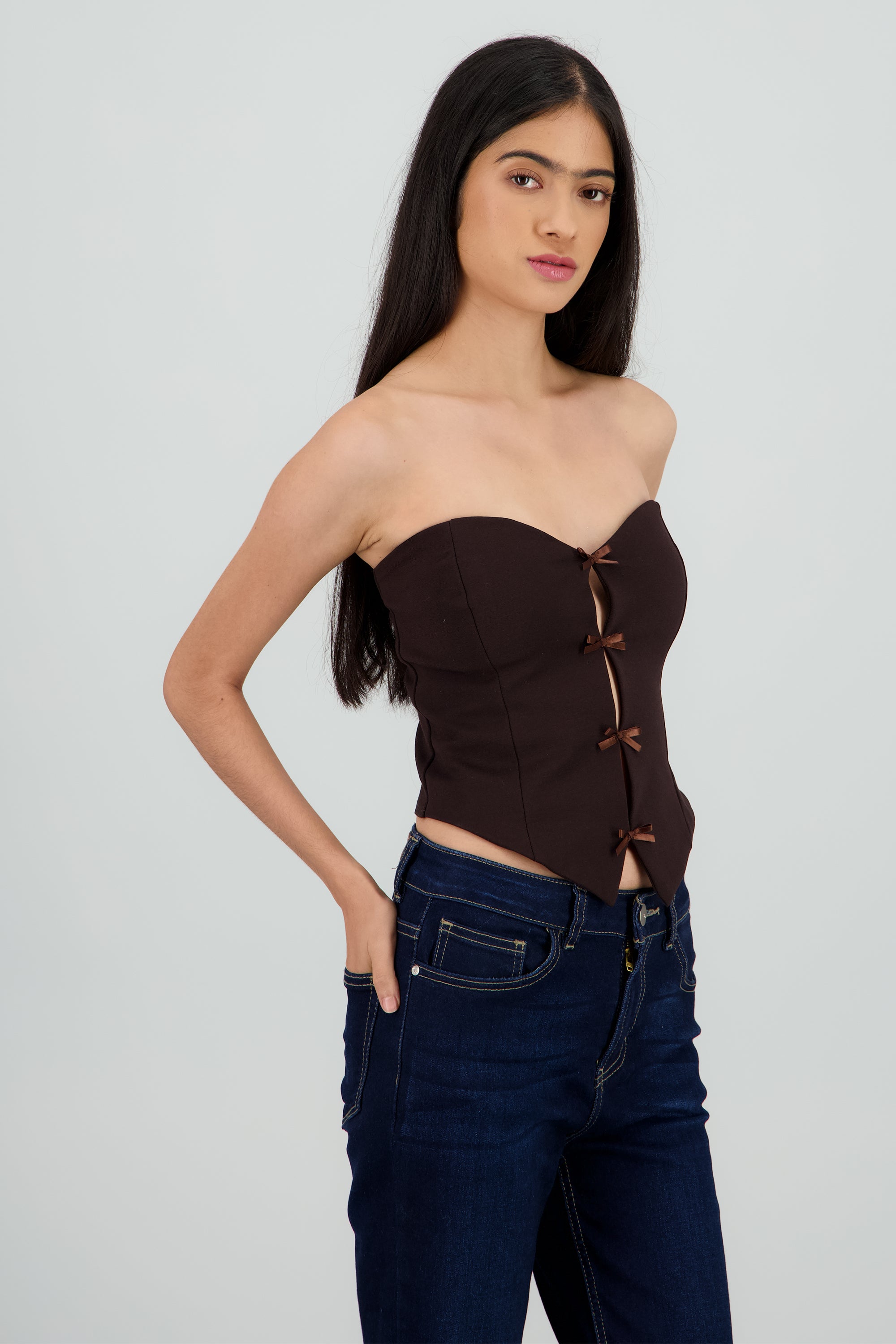 Top strapless detalle moños
