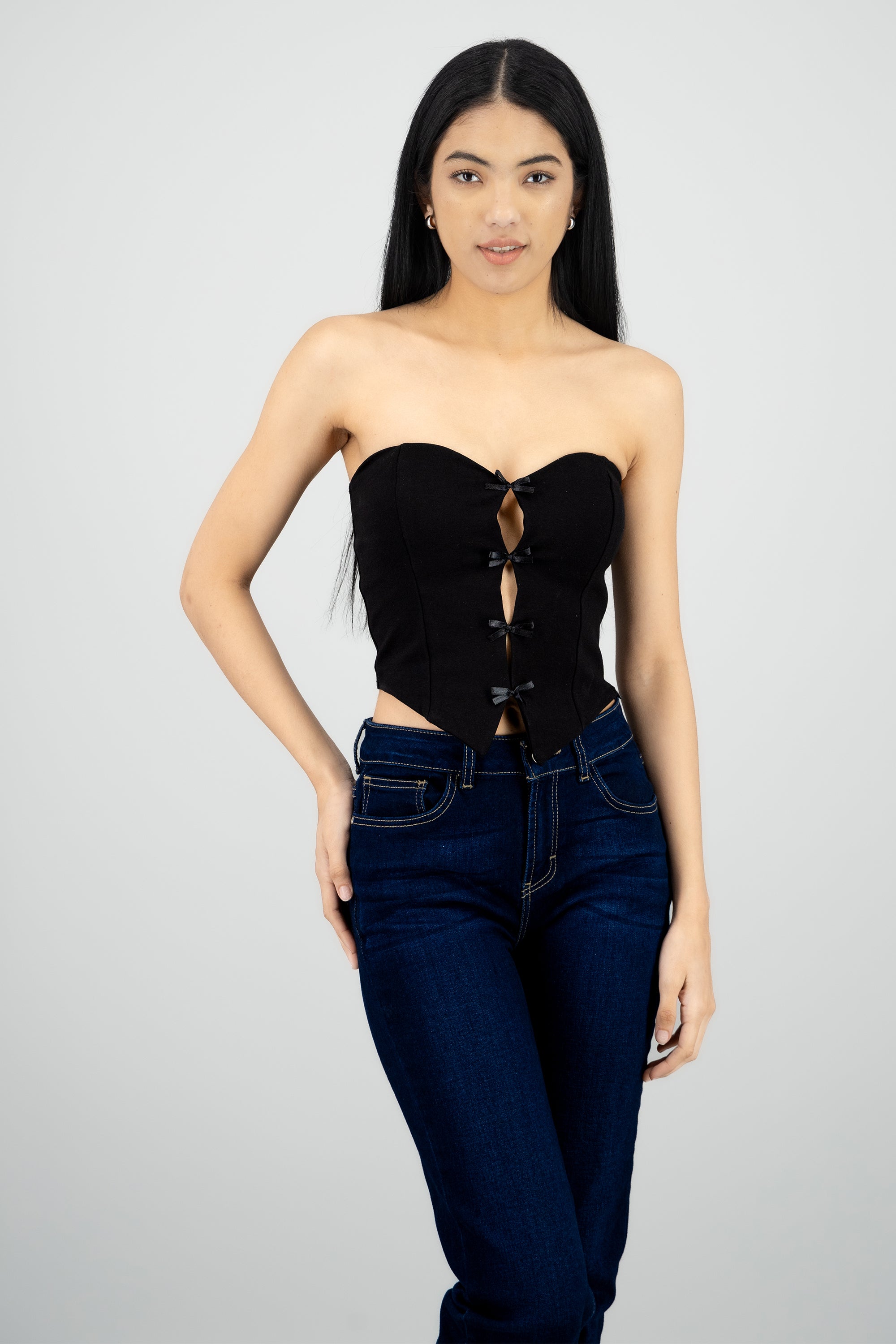 Top strapless detalle moños NEGRO