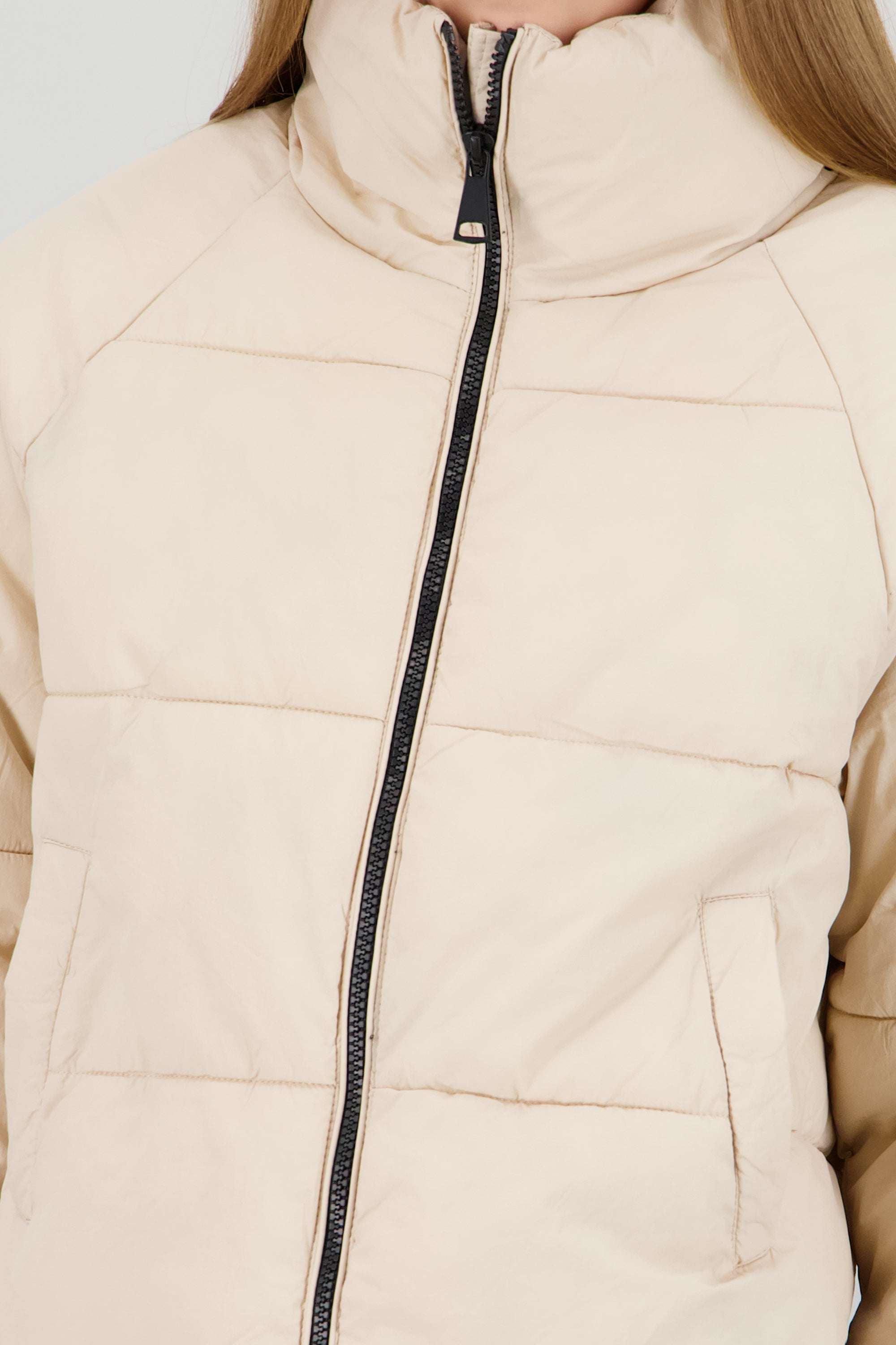 Chamarra capitonada corta BEIGE