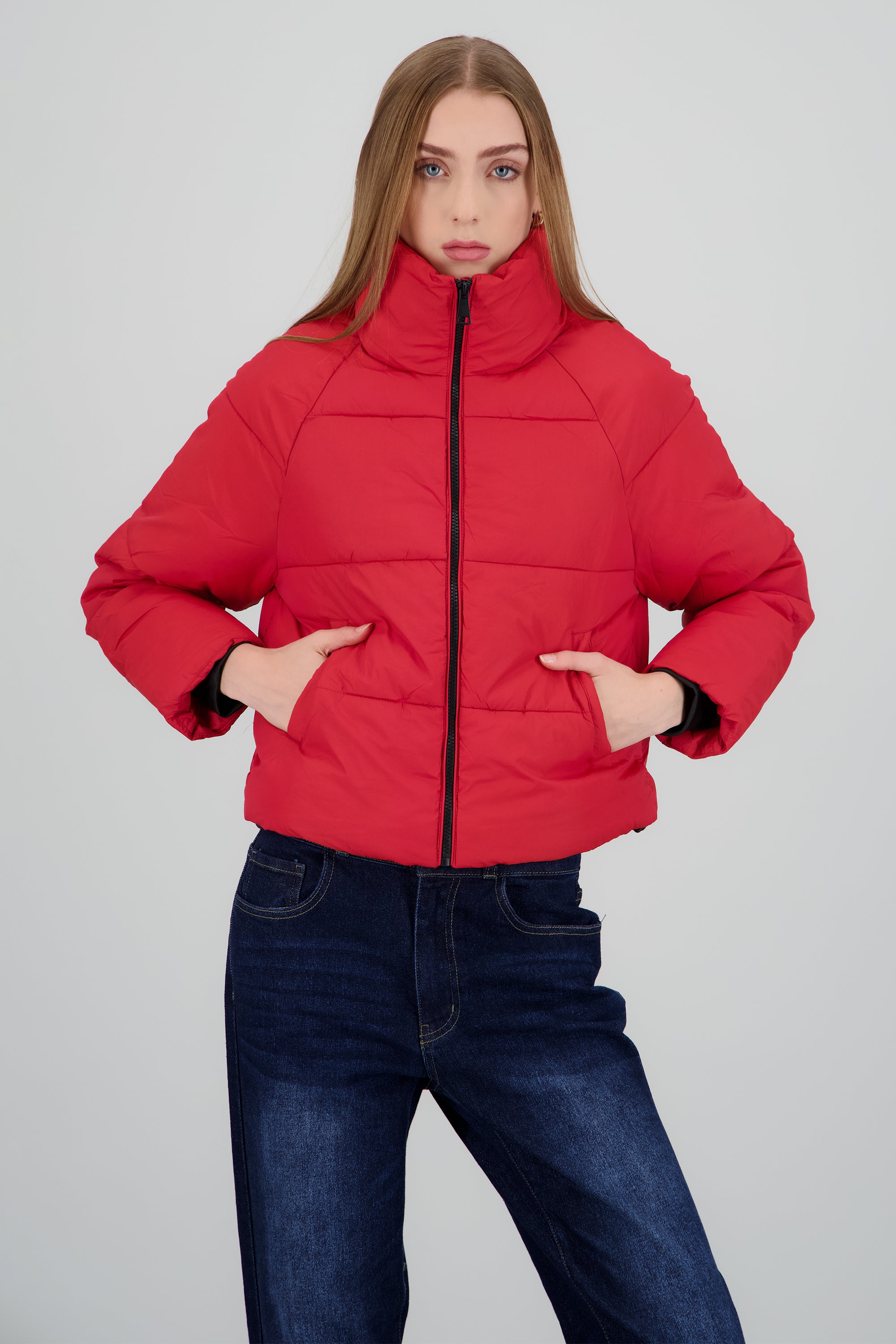 Chamarra capitonada corta ROJO