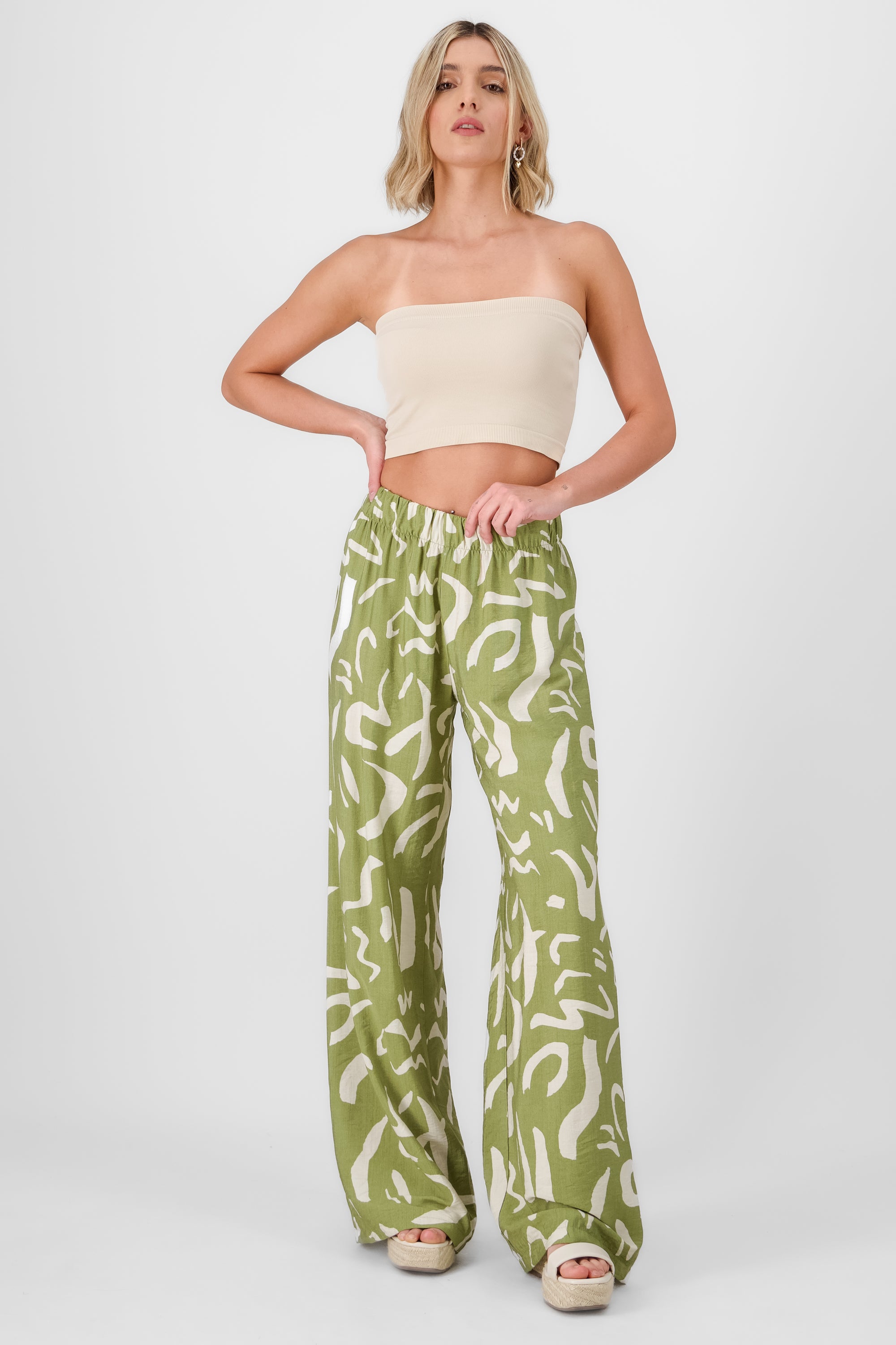 Pantalon fluido detalle estampado VERDE COMBO