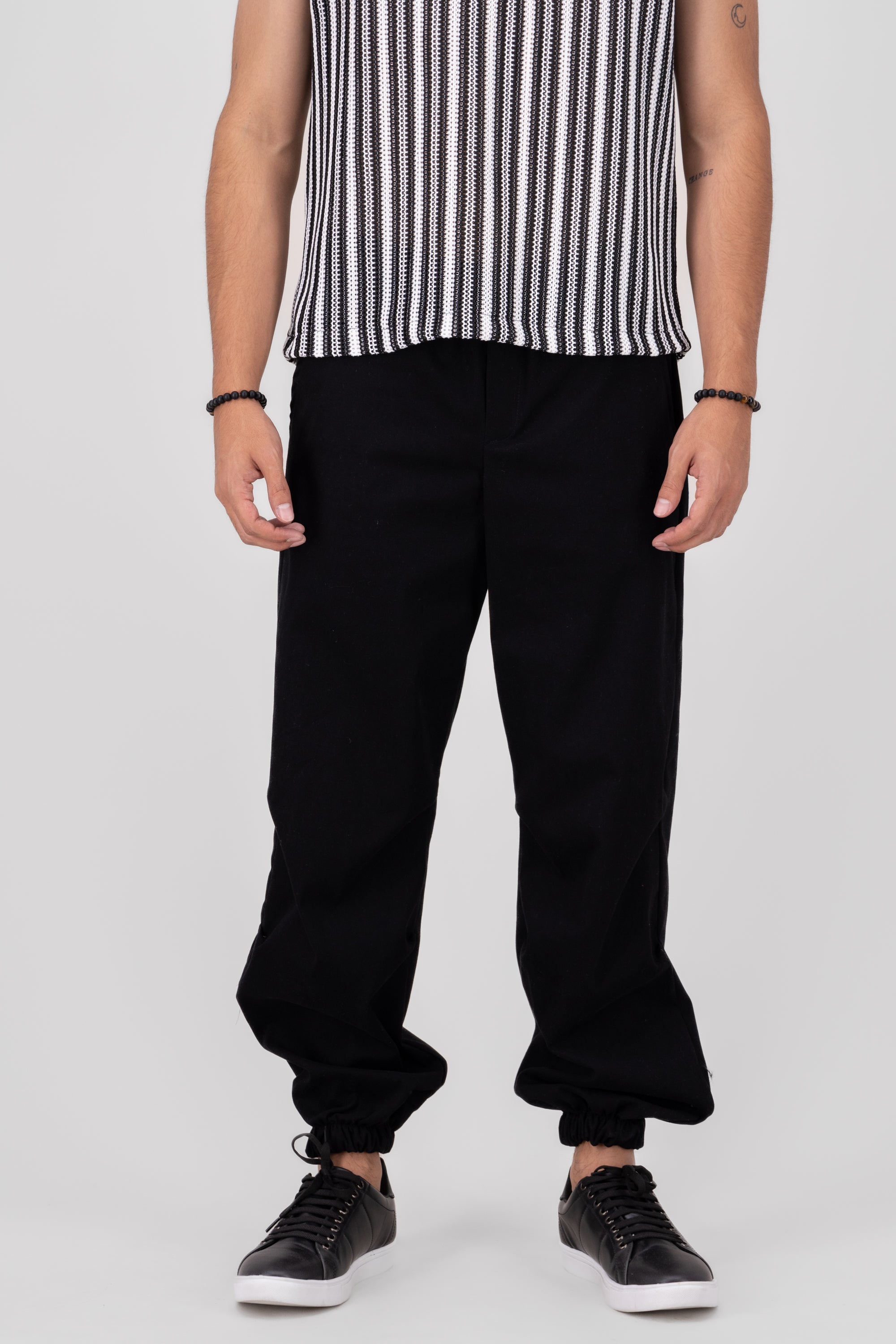 Jogger Básico Liso NEGRO