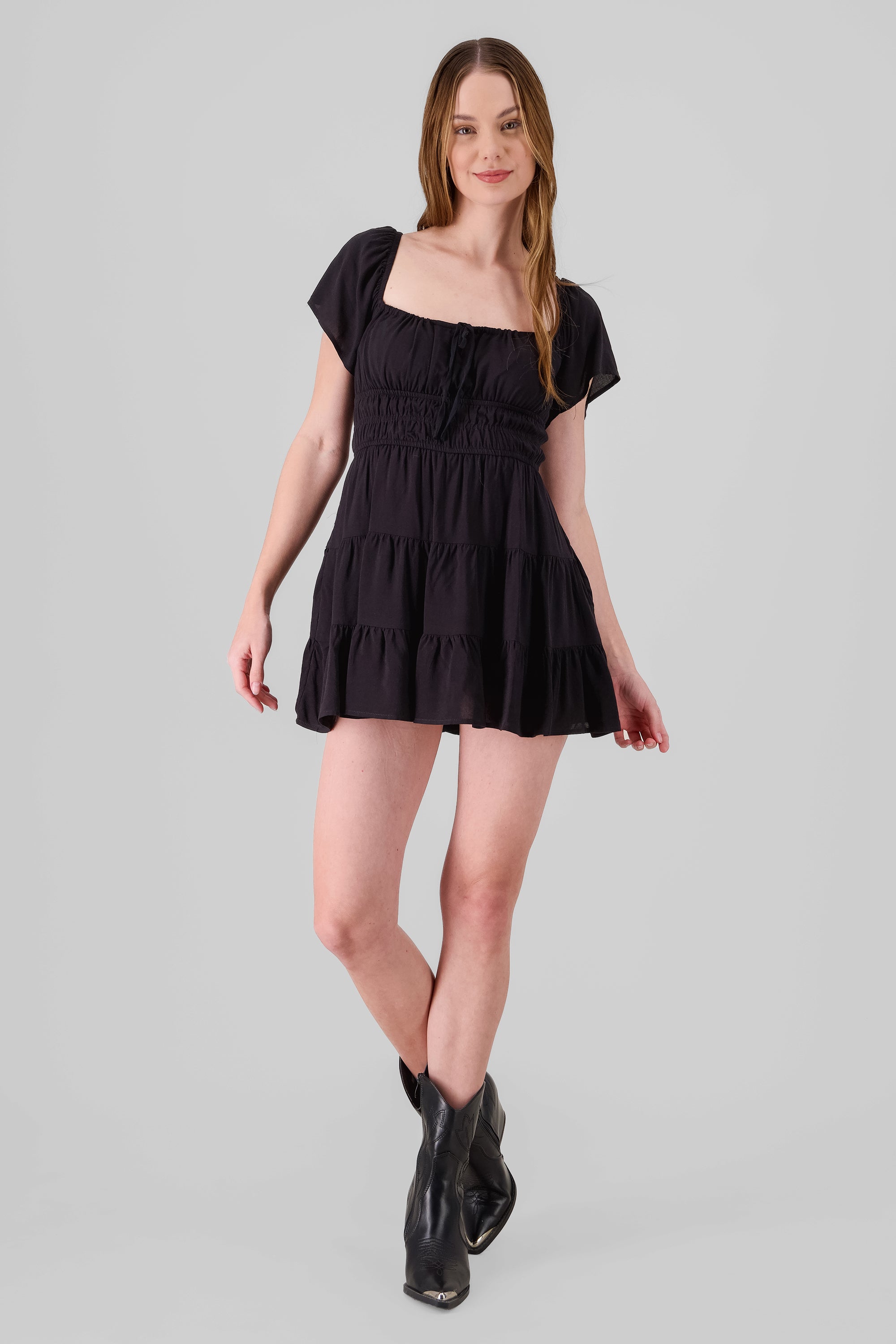 Vestido manga corta con detalle short interno NEGRO